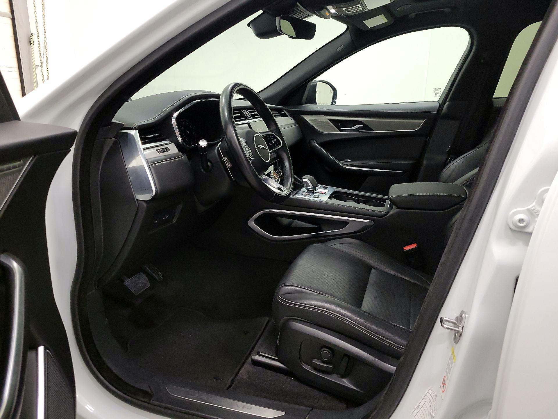 Thumbnail: 2024 Jaguar F-Pace - 11