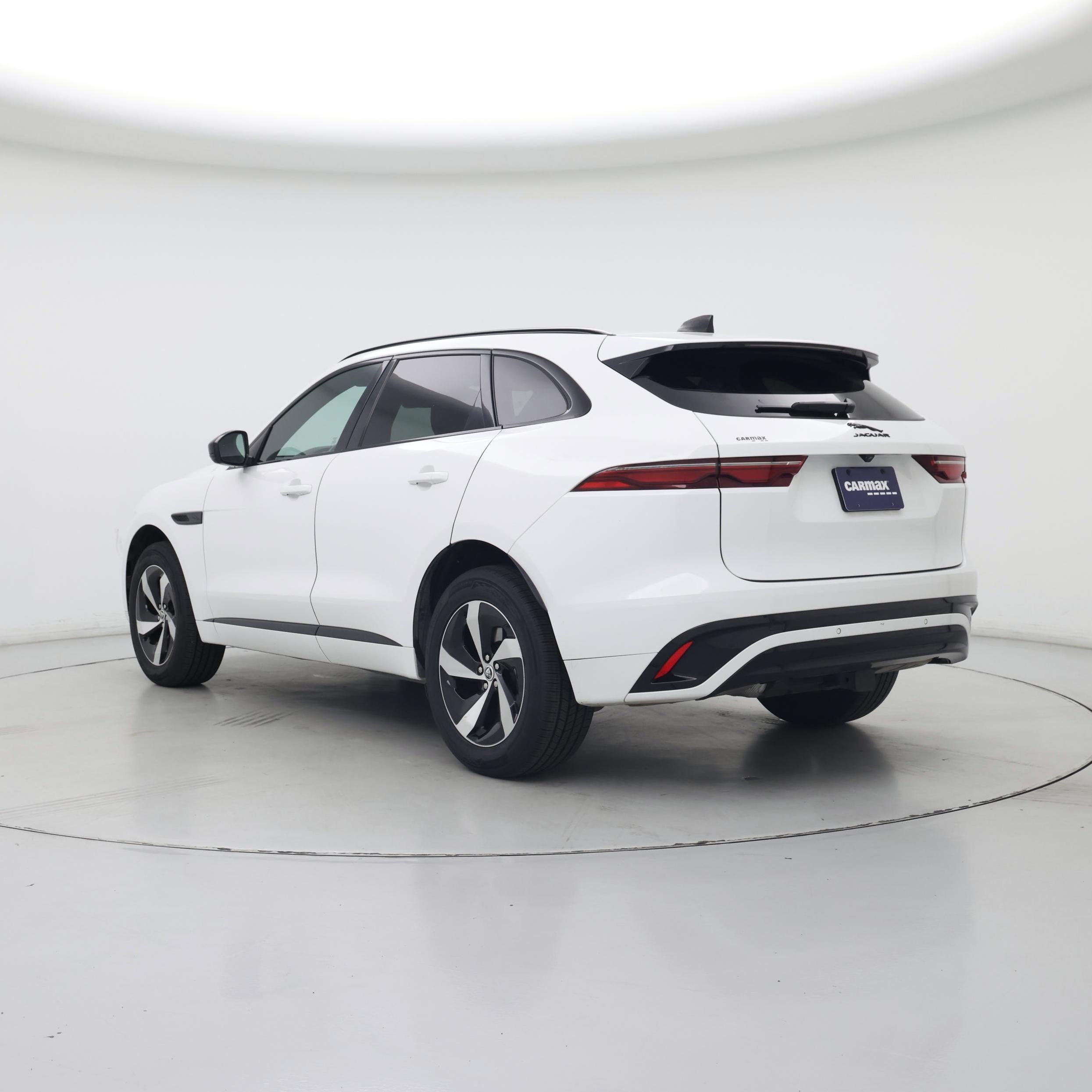 Thumbnail: 2024 Jaguar F-Pace - 2