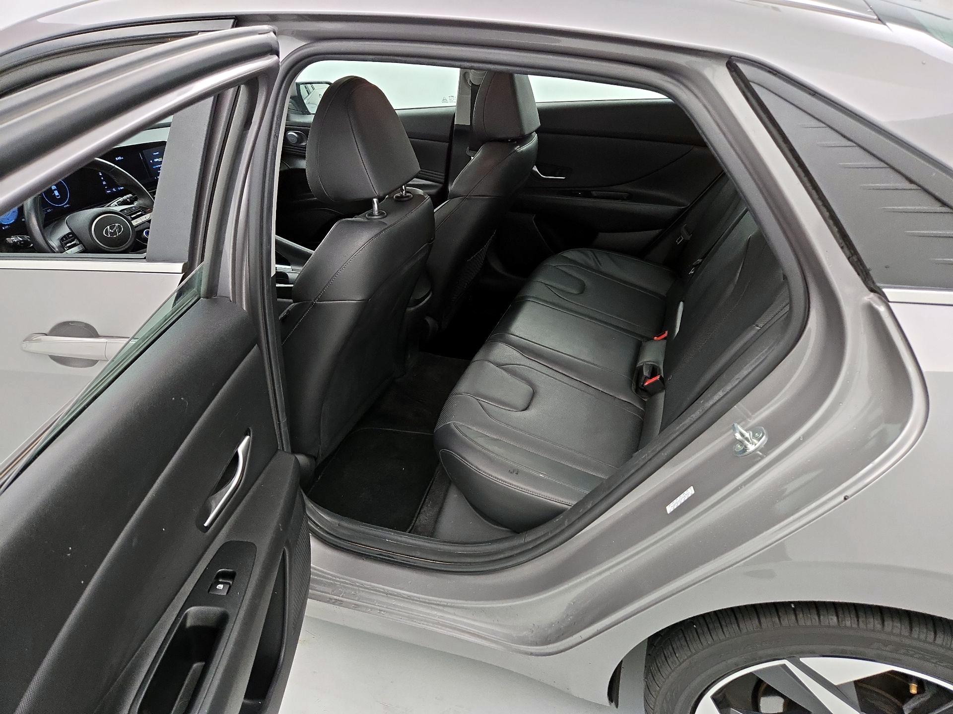 Thumbnail: 2023 Hyundai Elantra - 19