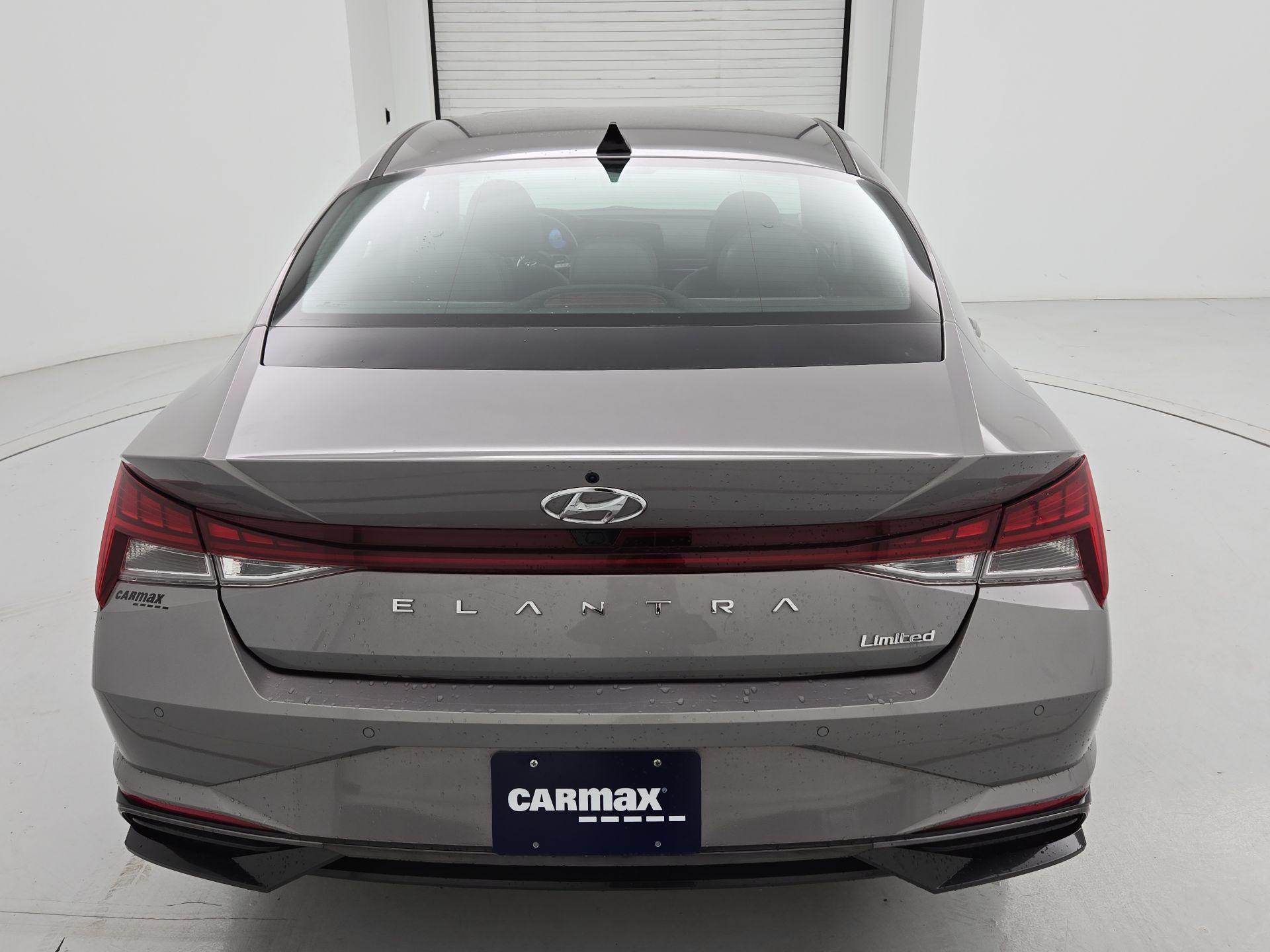 Thumbnail: 2023 Hyundai Elantra - 6