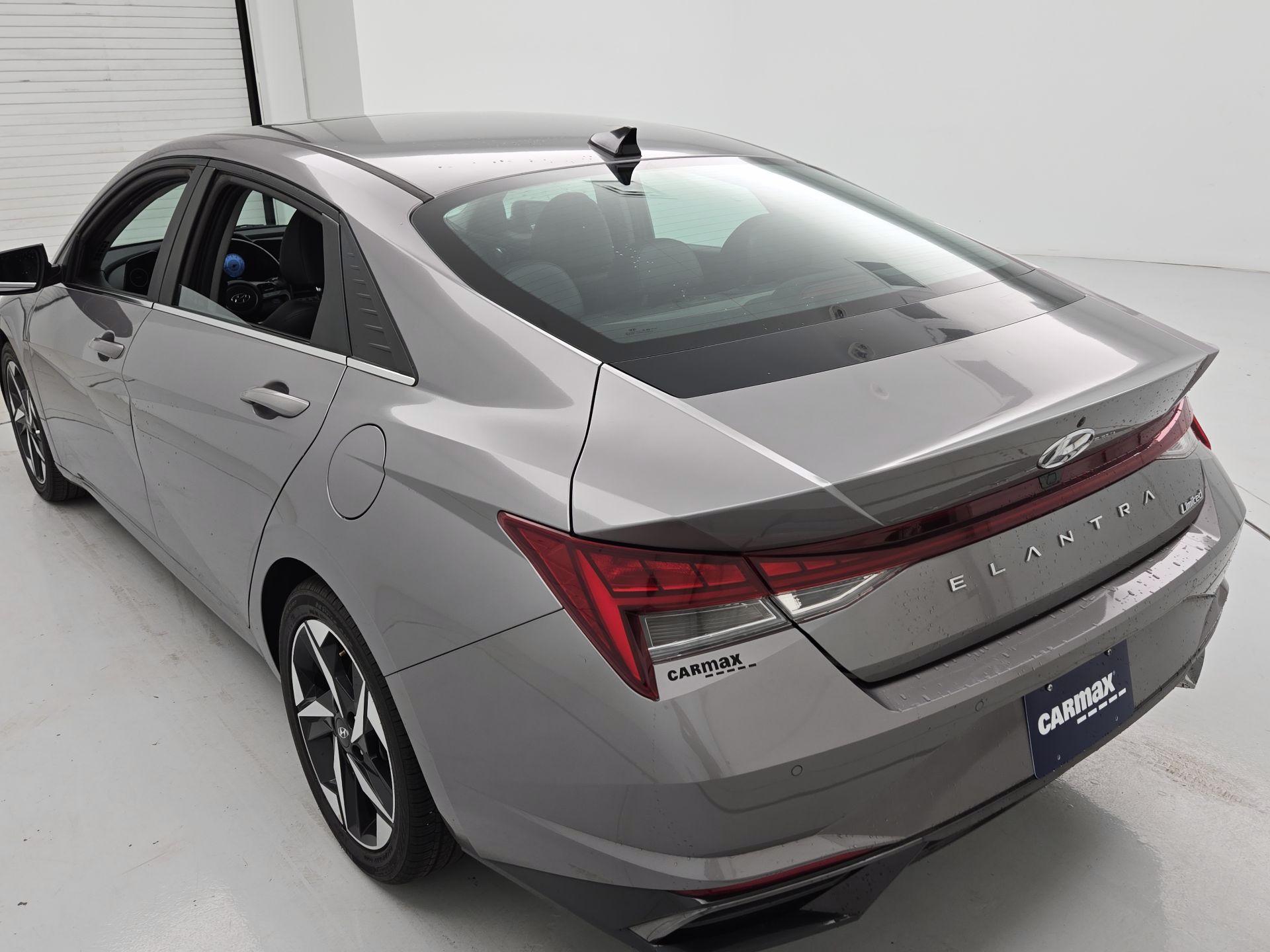 Thumbnail: 2023 Hyundai Elantra - 7