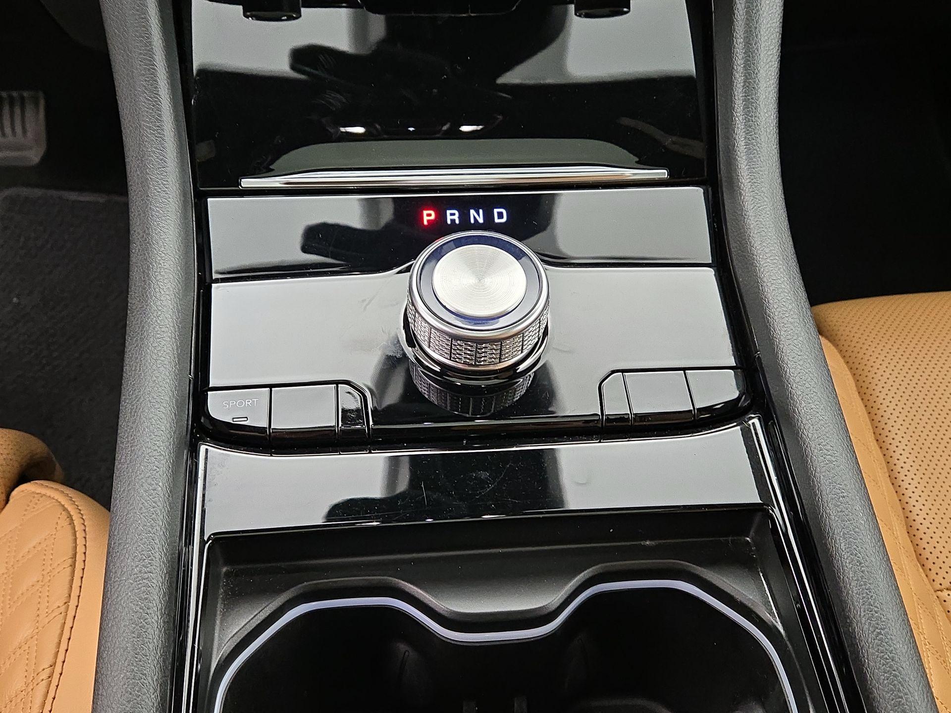 Thumbnail: 2023 Jeep Grand Cherokee - 18