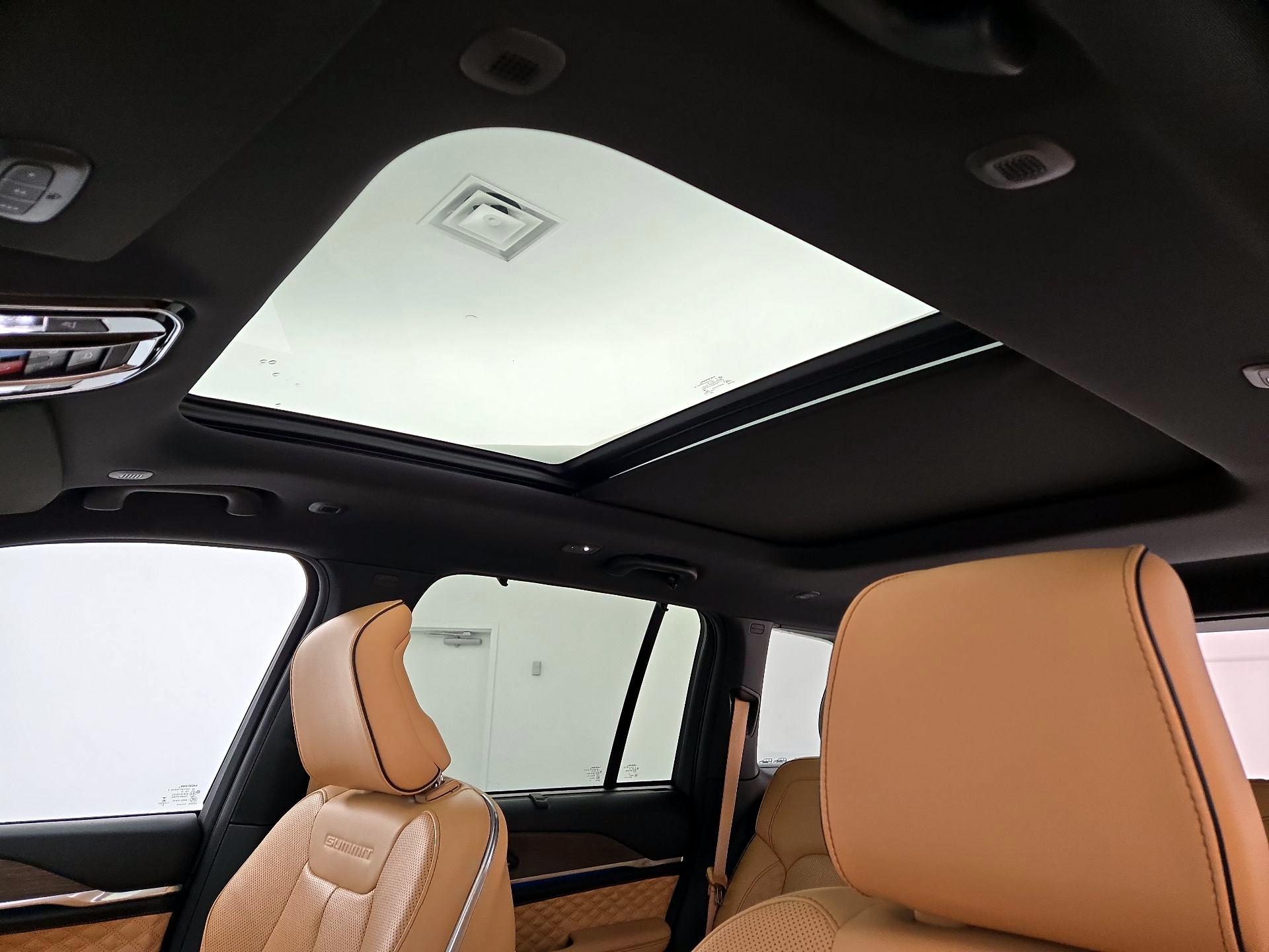 Thumbnail: 2023 Jeep Grand Cherokee - 20