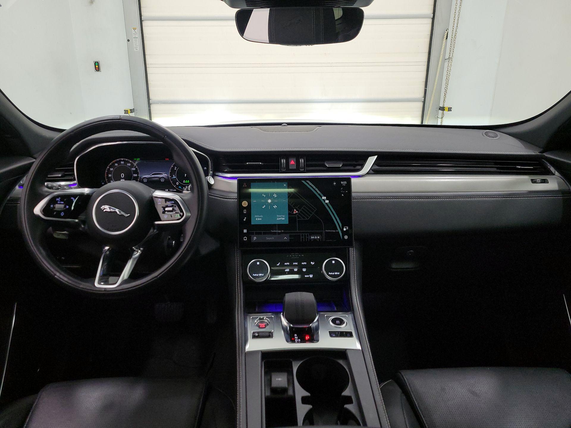 Thumbnail: 2024 Jaguar F-Pace - 9