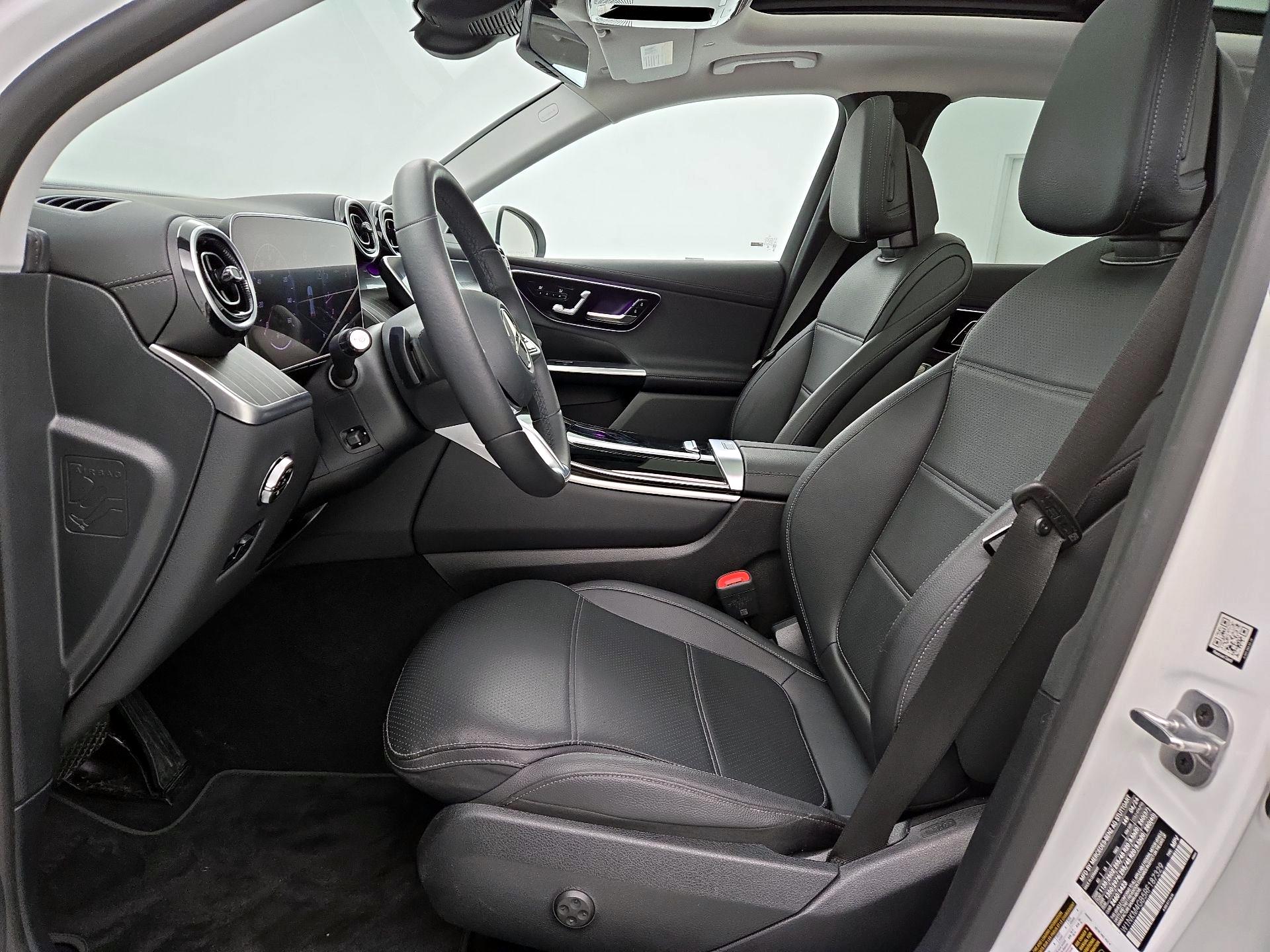 Thumbnail: 2024 Mercedes-Benz GLC - 11