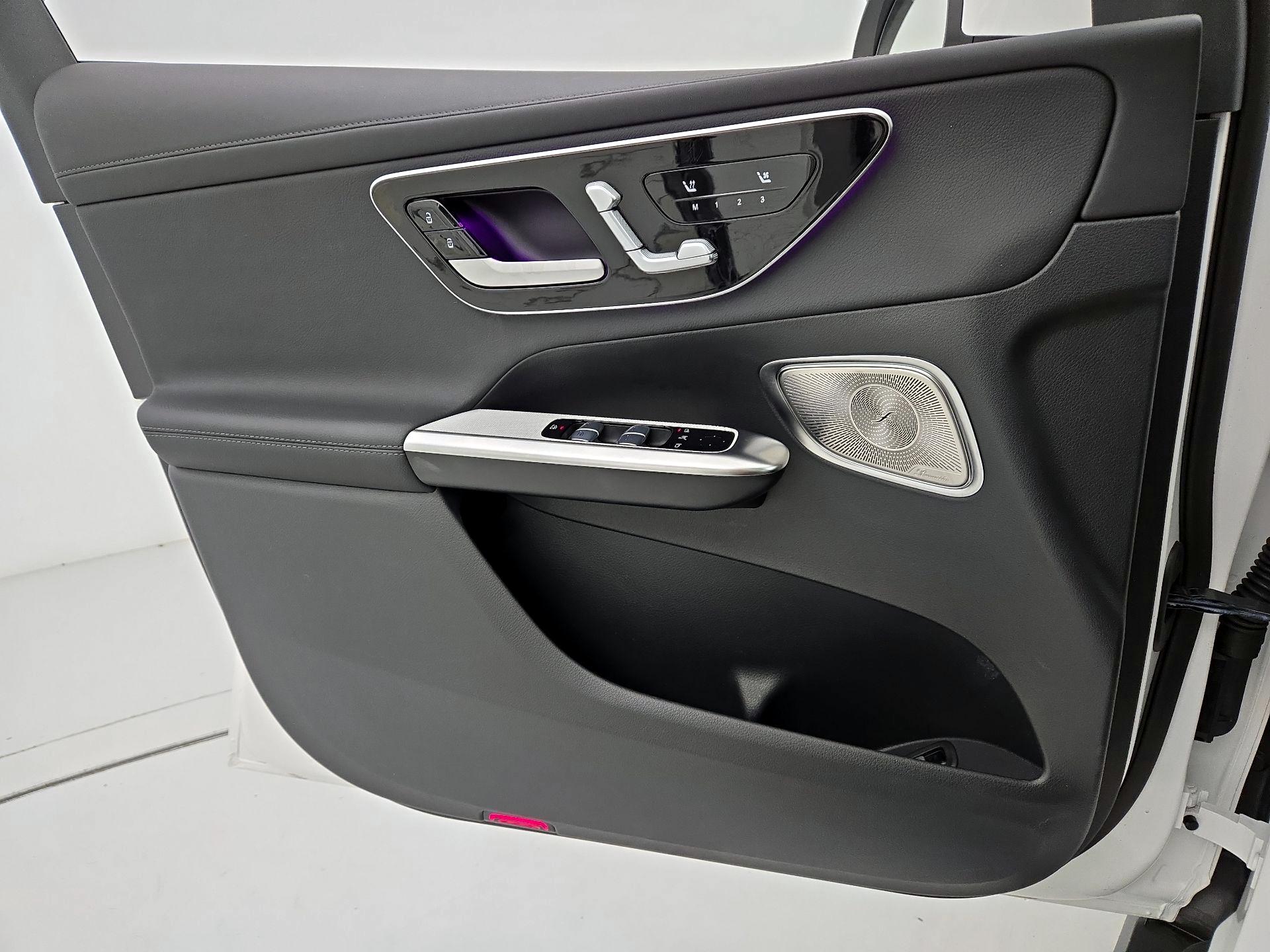 Thumbnail: 2024 Mercedes-Benz GLC - 12