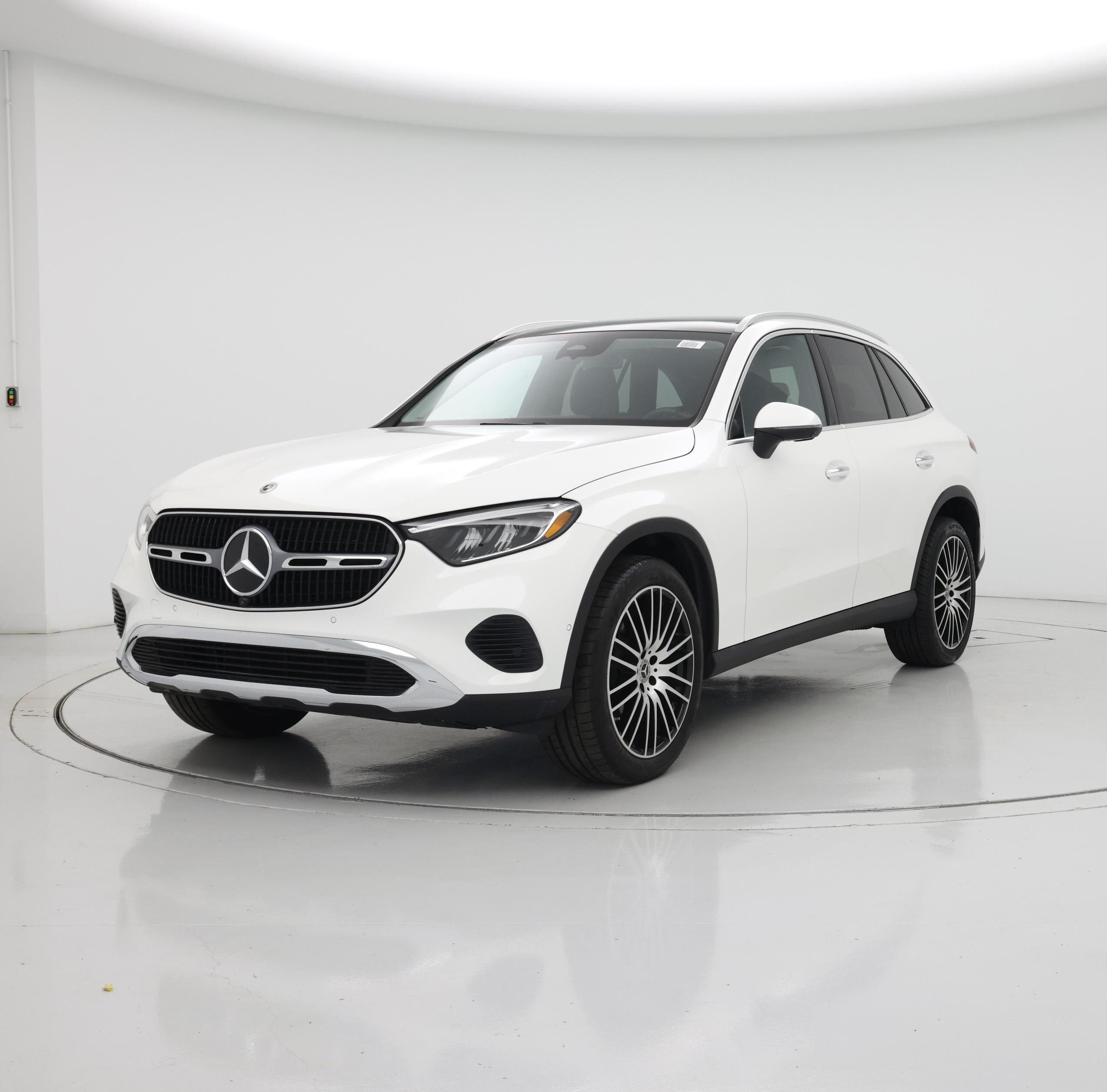 Thumbnail: 2024 Mercedes-Benz GLC - 4
