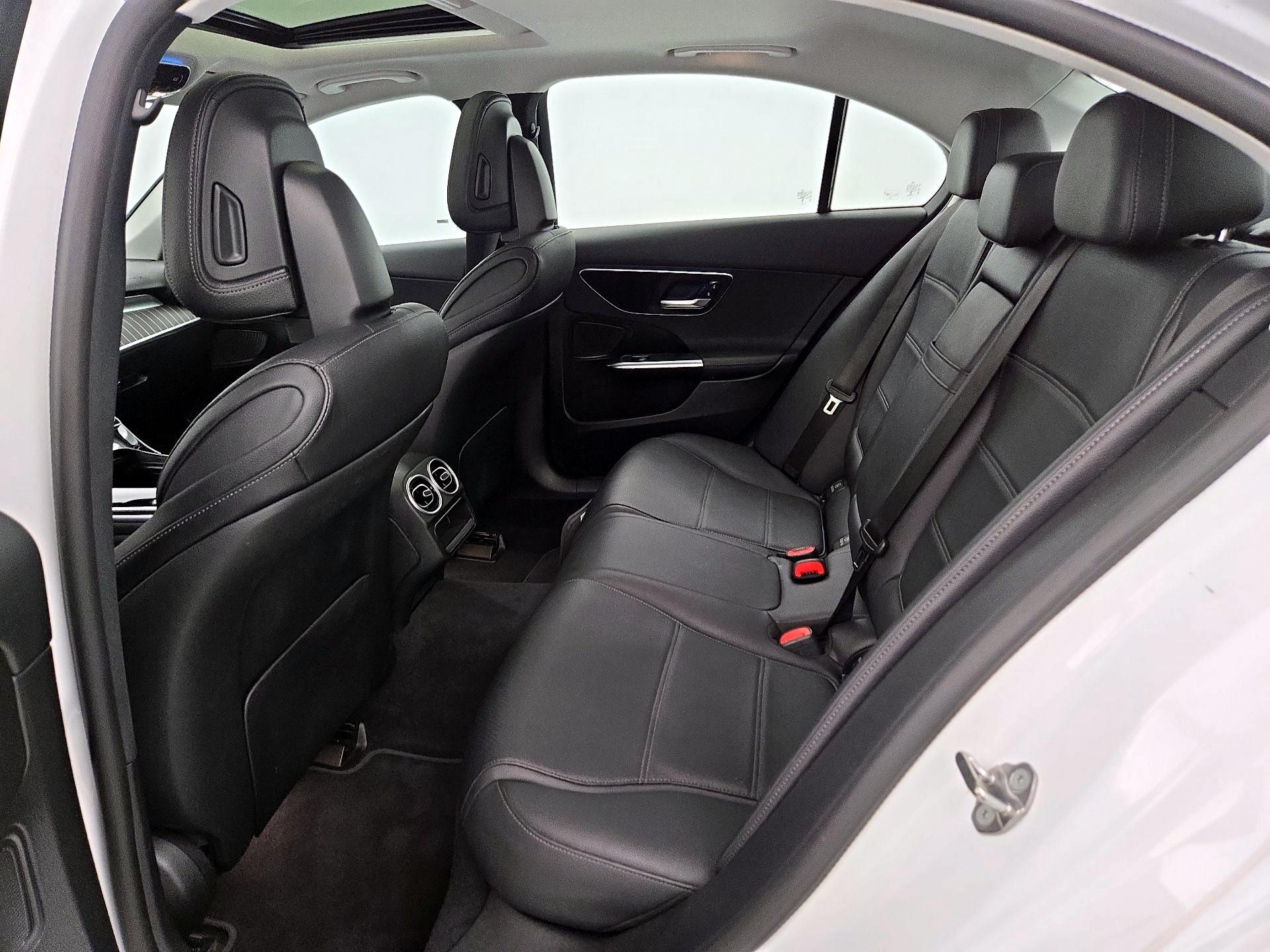 Thumbnail: 2023 Mercedes-Benz C-Class - 20