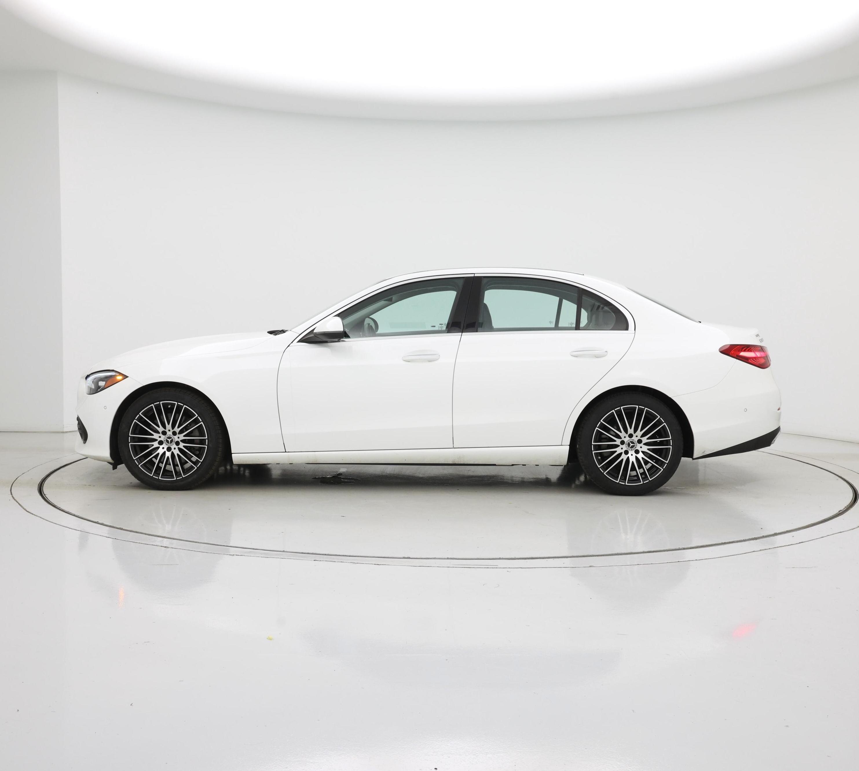 Thumbnail: 2023 Mercedes-Benz C-Class - 3