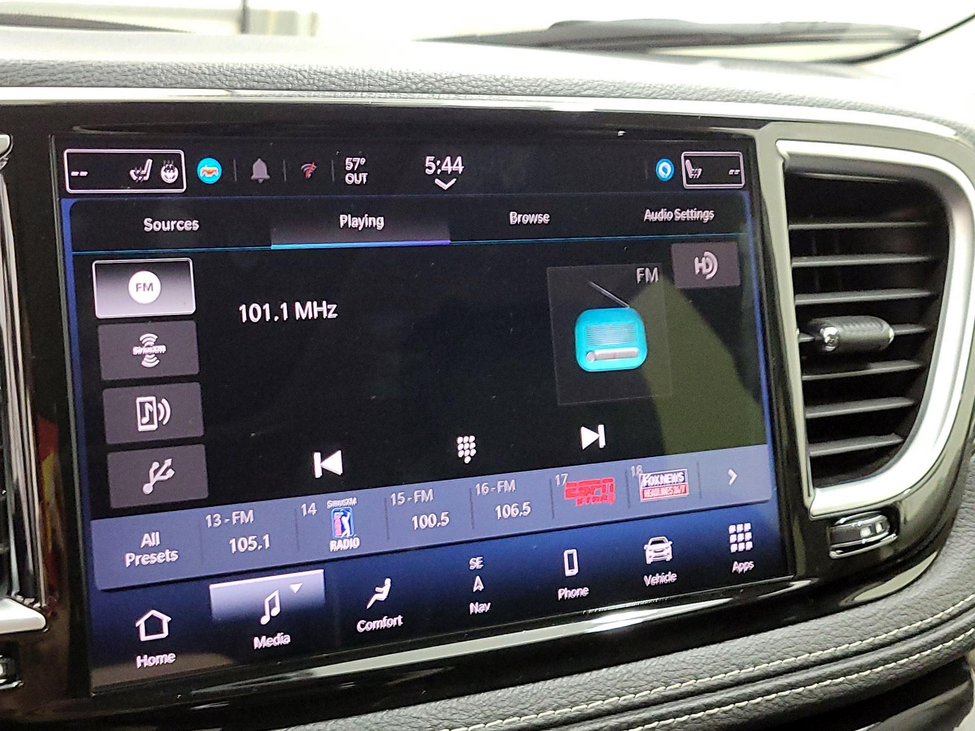 Thumbnail: 2024 Chrysler Pacifica - 16