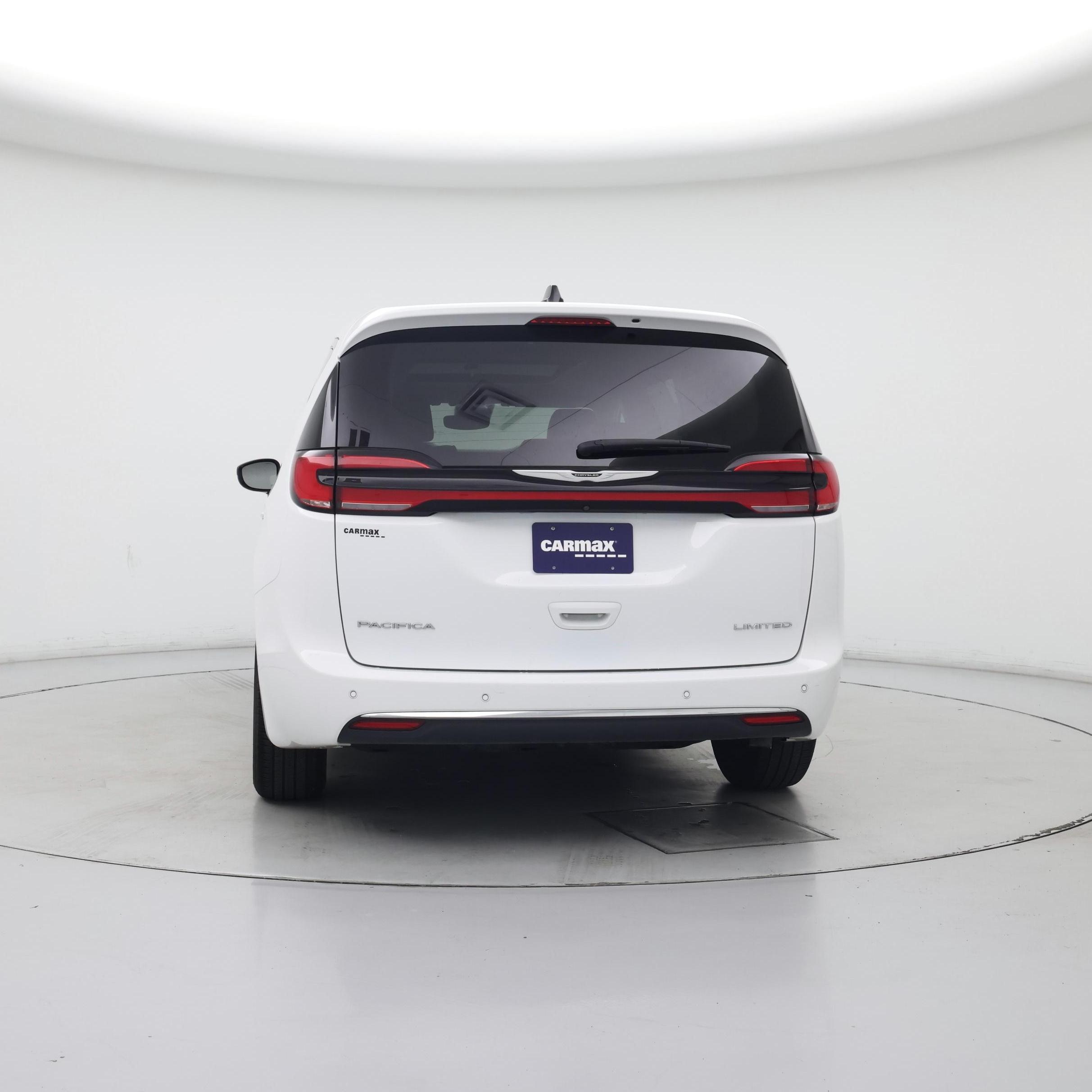 Thumbnail: 2024 Chrysler Pacifica - 6