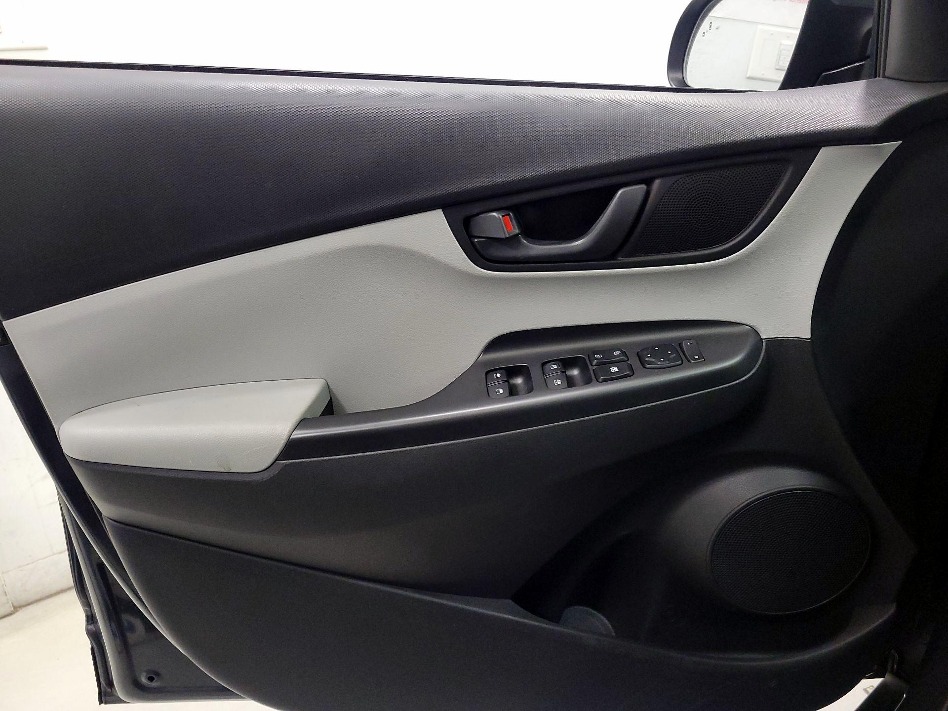 Thumbnail: 2023 Hyundai Kona - 12