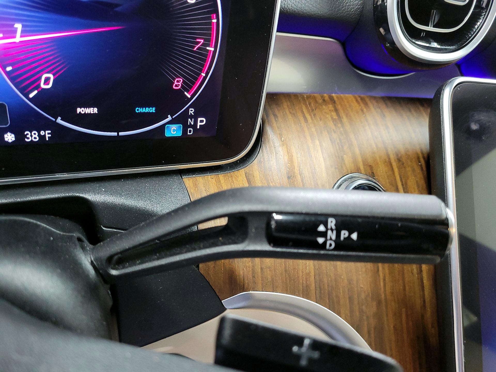 Thumbnail: 2023 Mercedes-Benz C-Class - 15