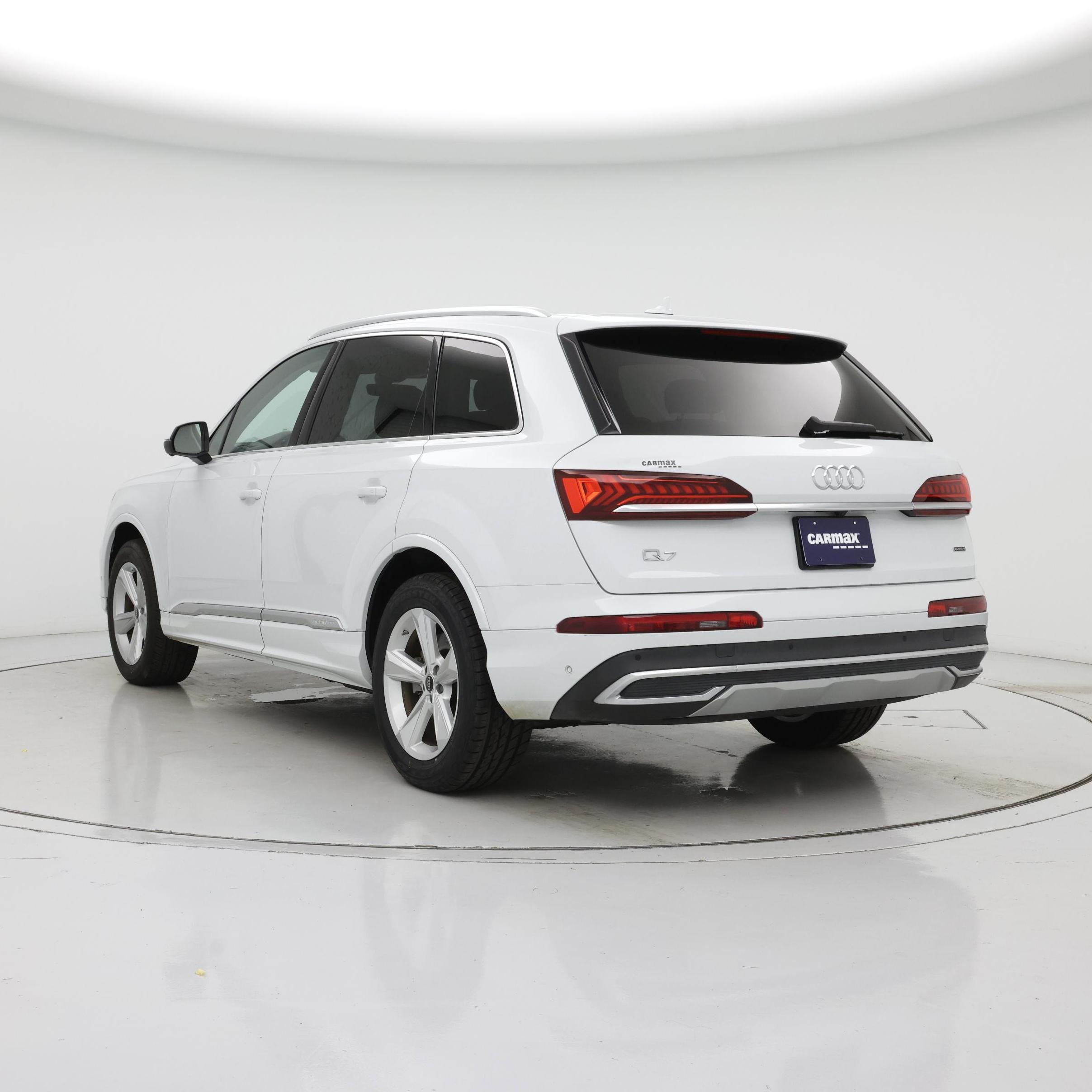 Thumbnail: 2022 Audi Q7 - 2