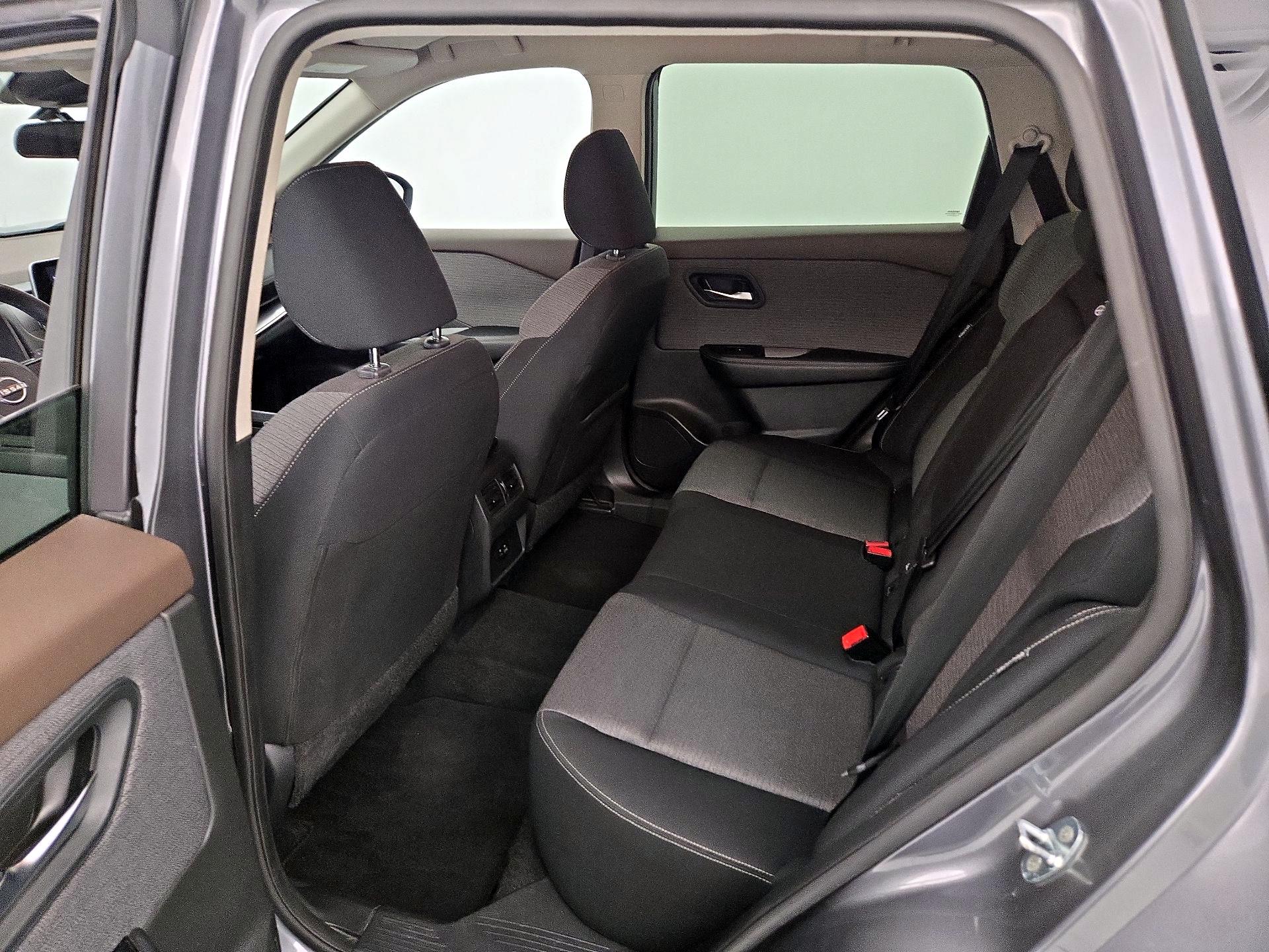 Thumbnail: 2023 Nissan Rogue - 19