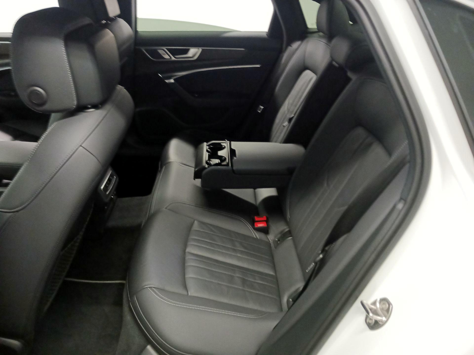 Thumbnail: 2020 Audi A6 - 15