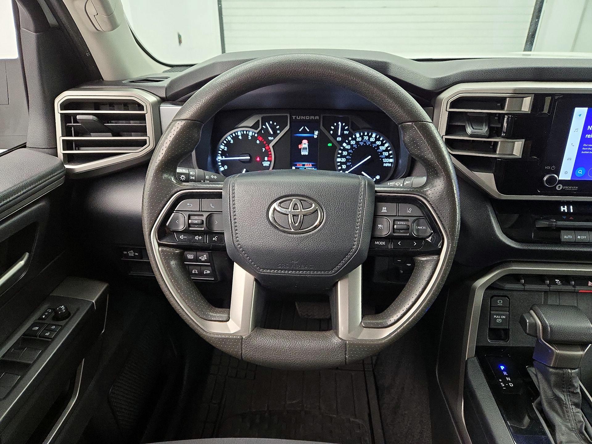 Thumbnail: 2022 Toyota Tundra - 10