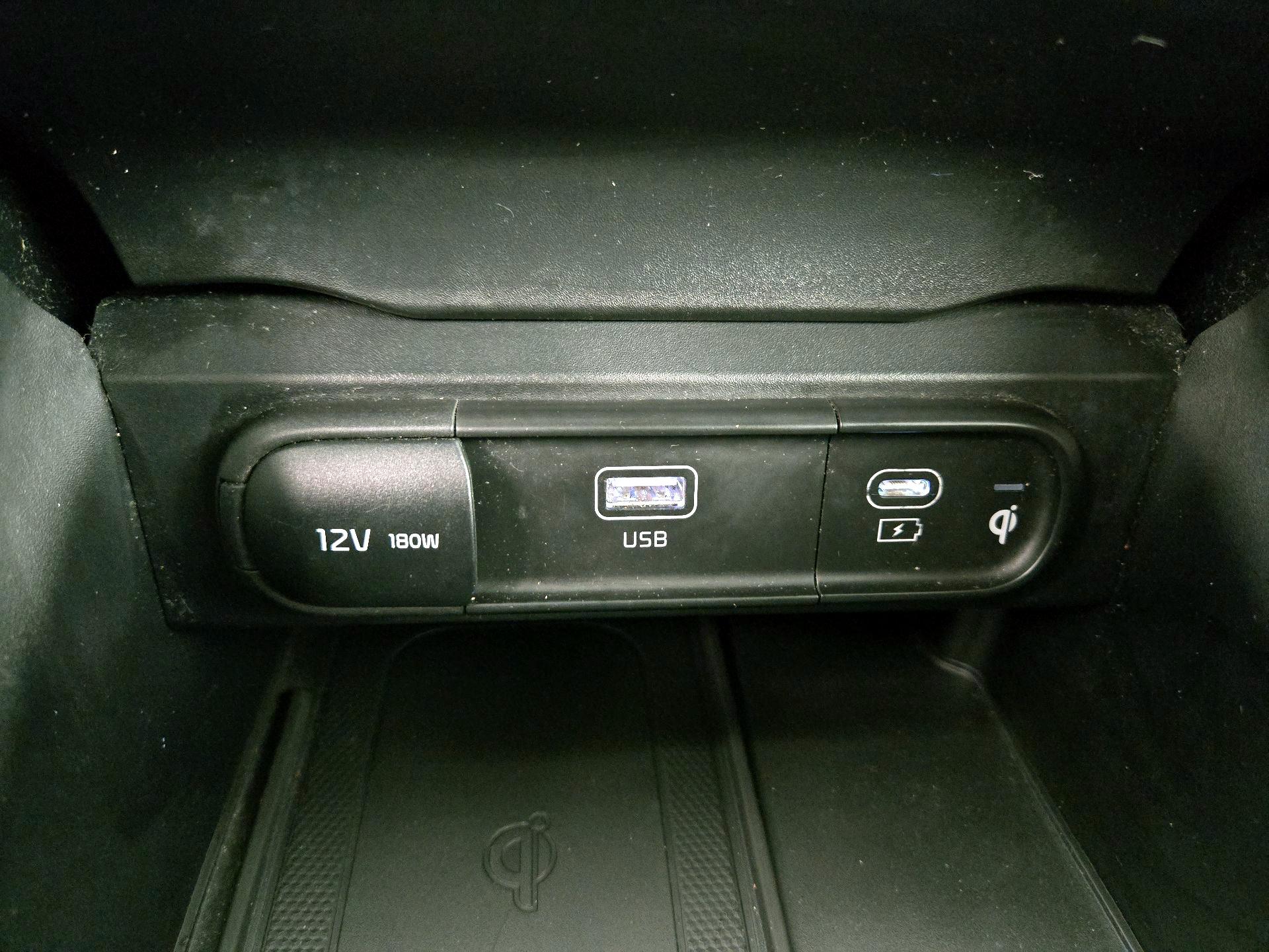 Thumbnail: 2023 Kia Telluride - 19