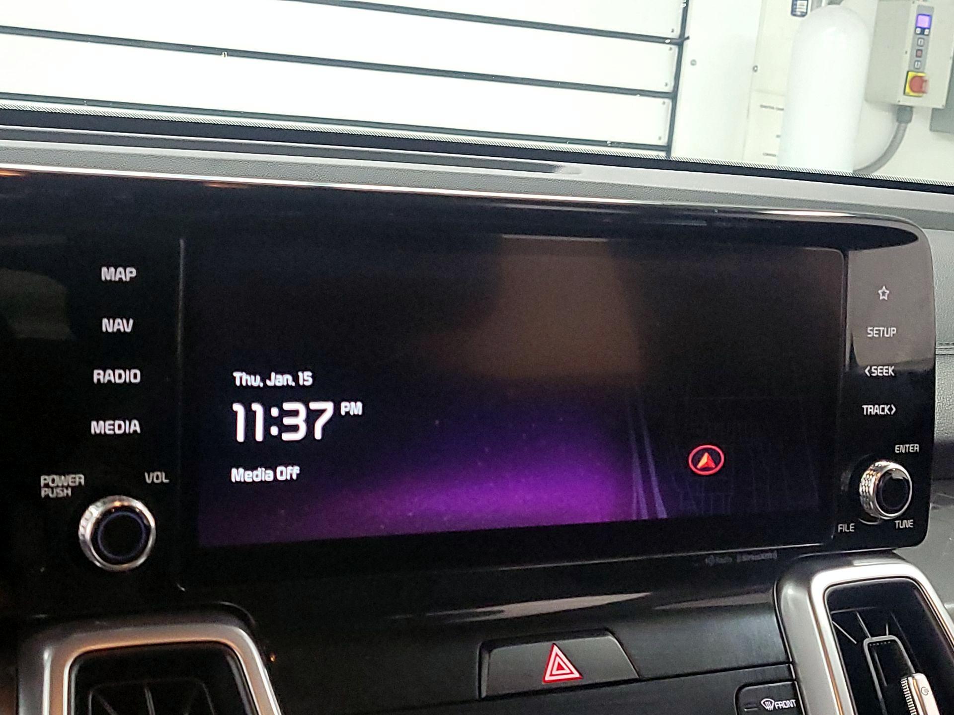 Thumbnail: 2023 Kia Sorento - 12