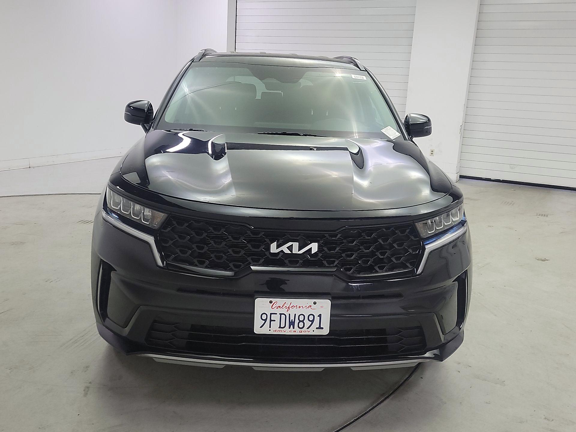 Thumbnail: 2023 Kia Sorento - 2