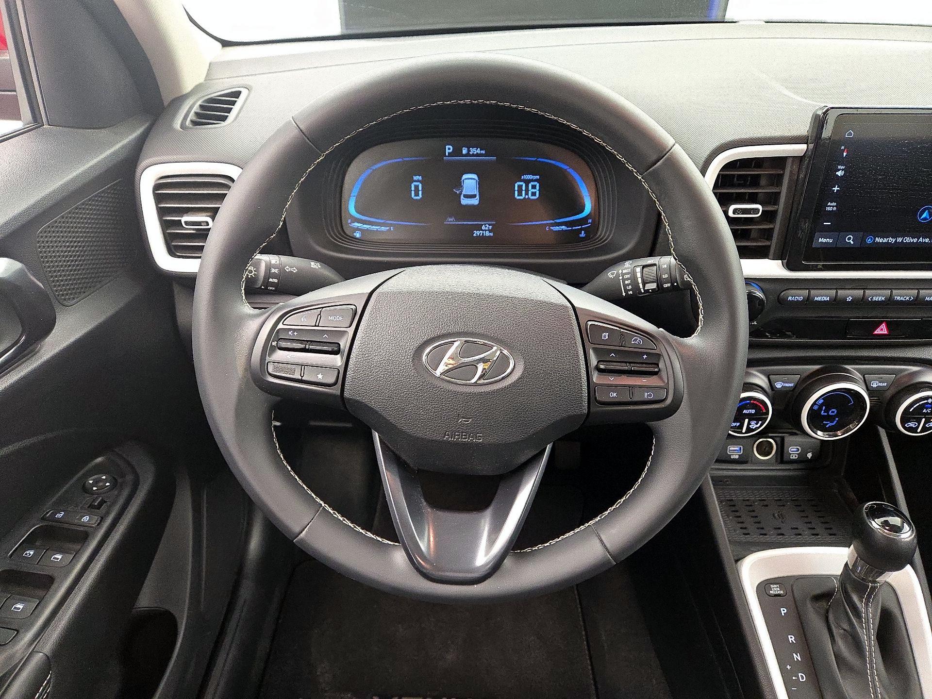 Thumbnail: 2023 Hyundai Venue - 10