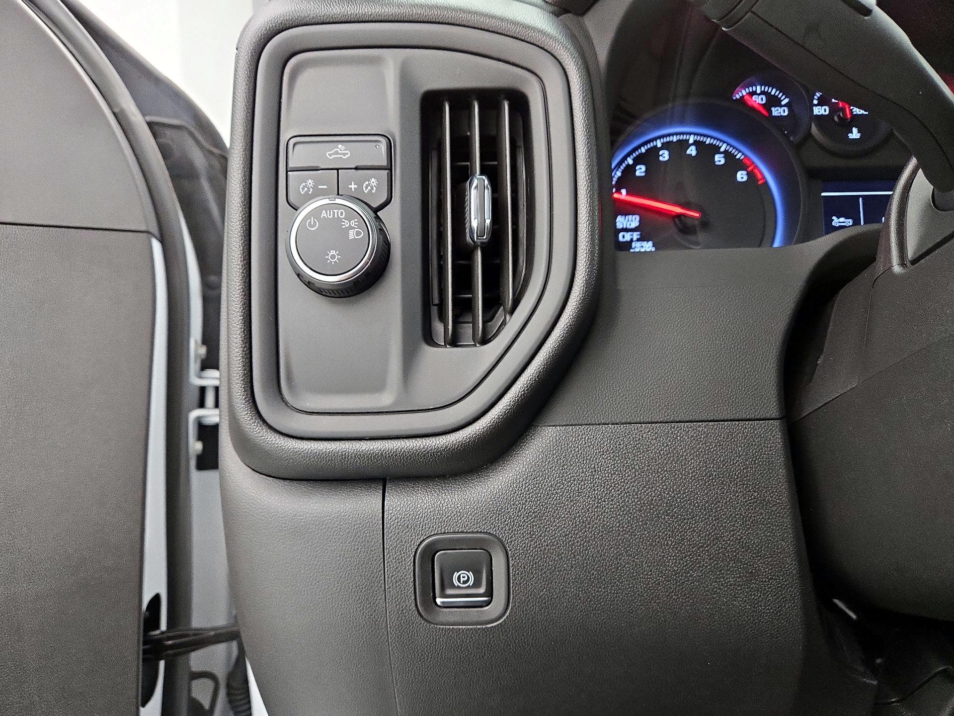 Thumbnail: 2024 Chevrolet Silverado 1500 - 13