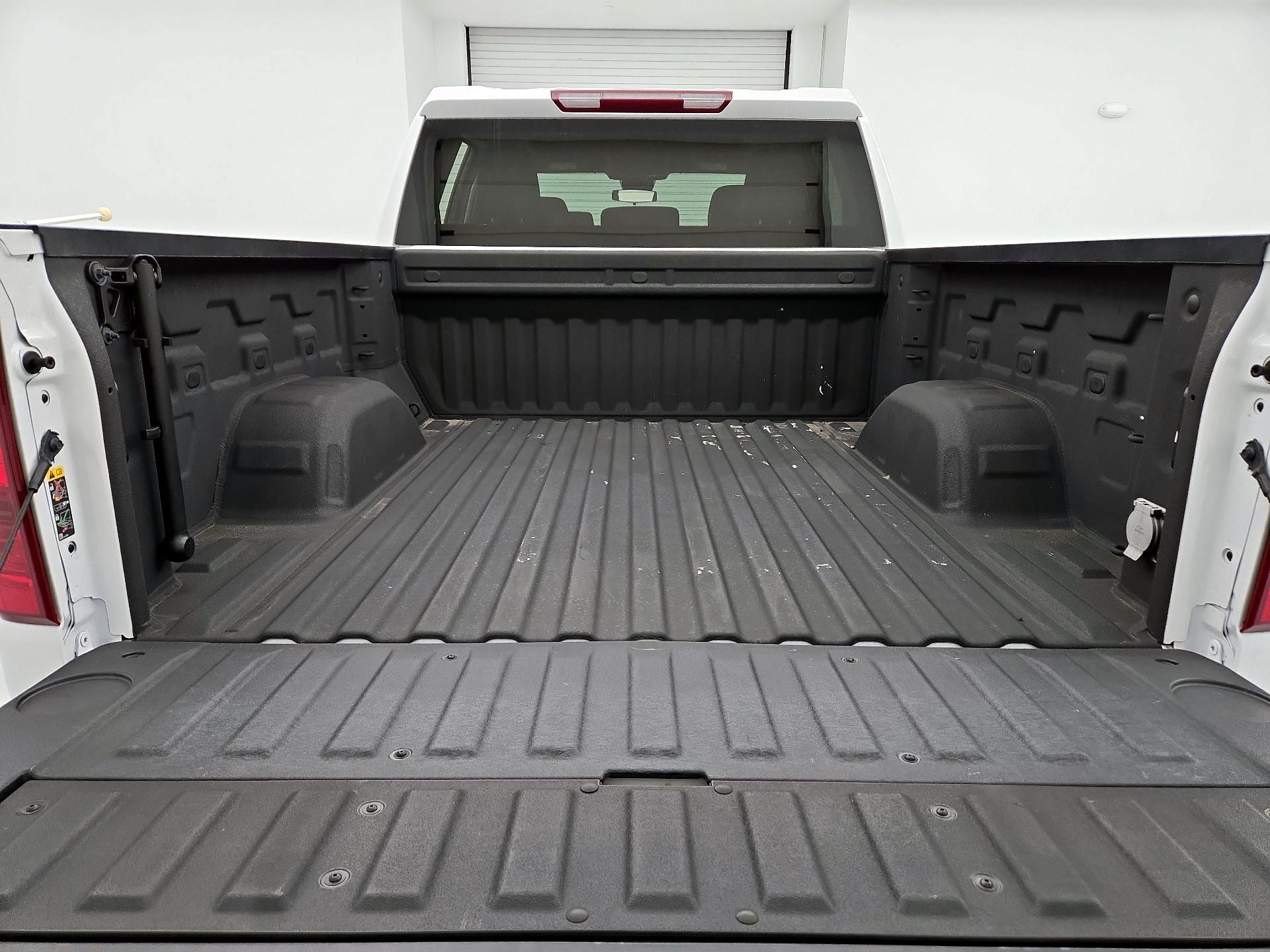 Thumbnail: 2024 Chevrolet Silverado 1500 - 20