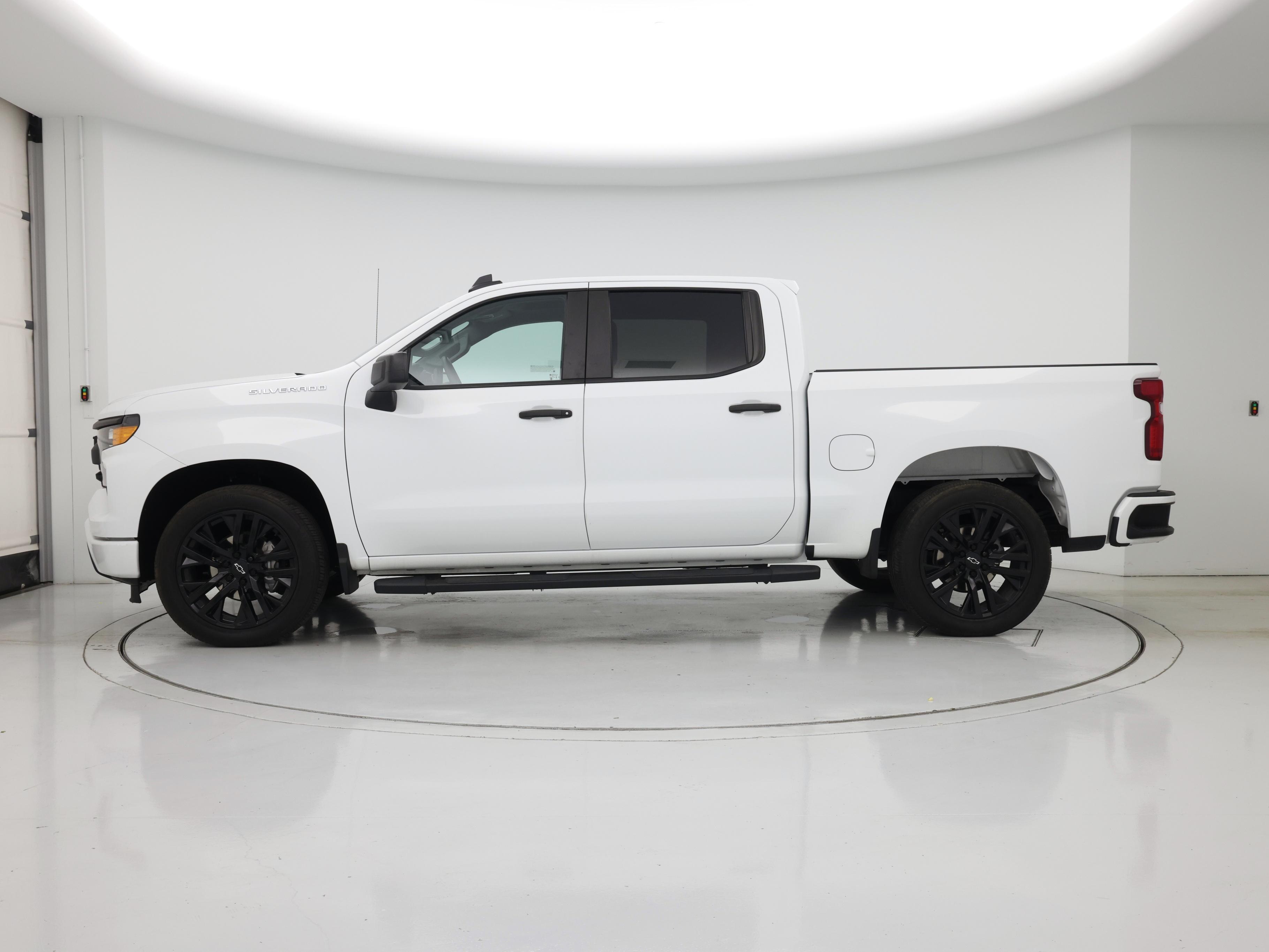 Thumbnail: 2024 Chevrolet Silverado 1500 - 3