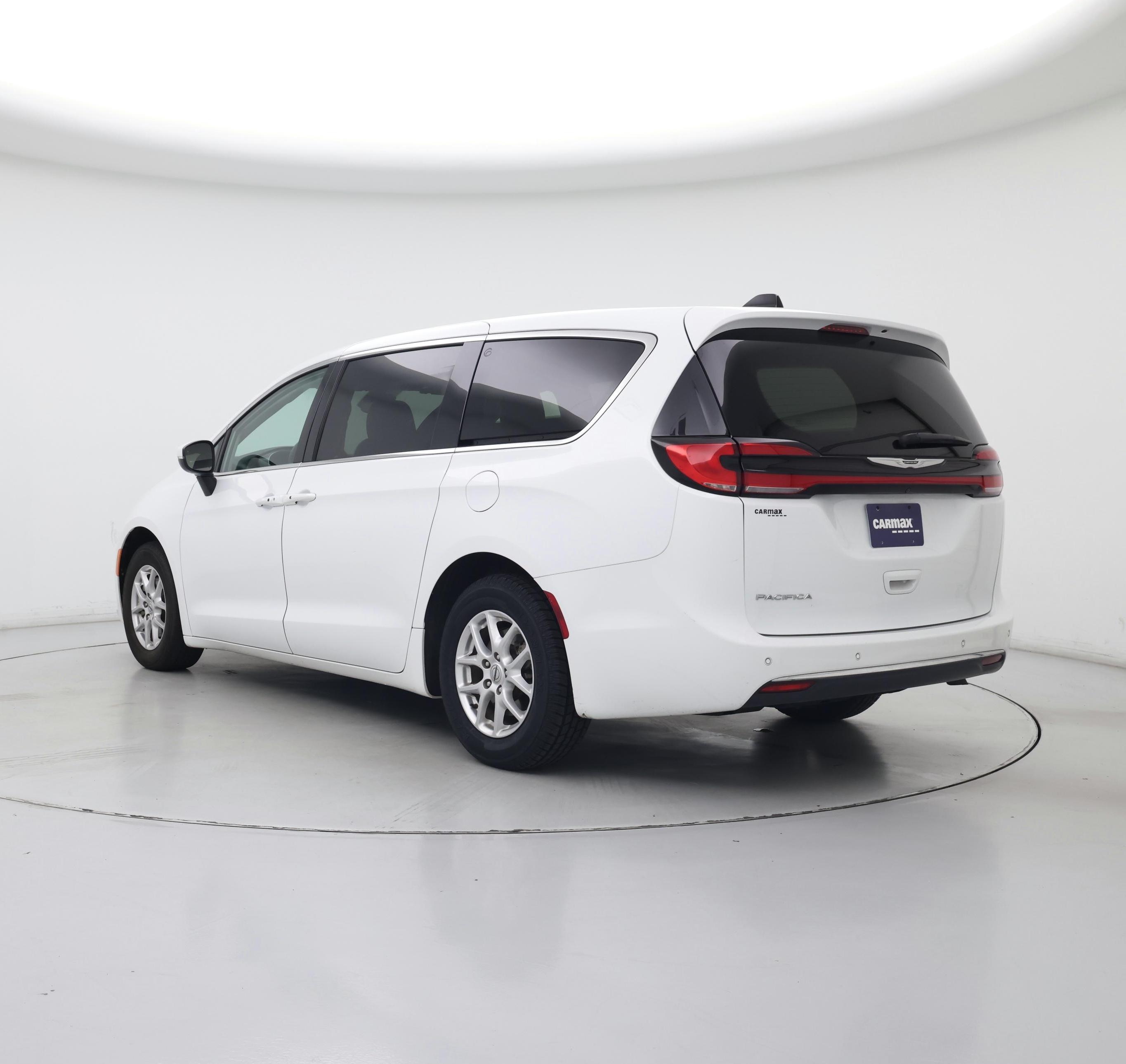 Thumbnail: 2023 Chrysler Pacifica - 2