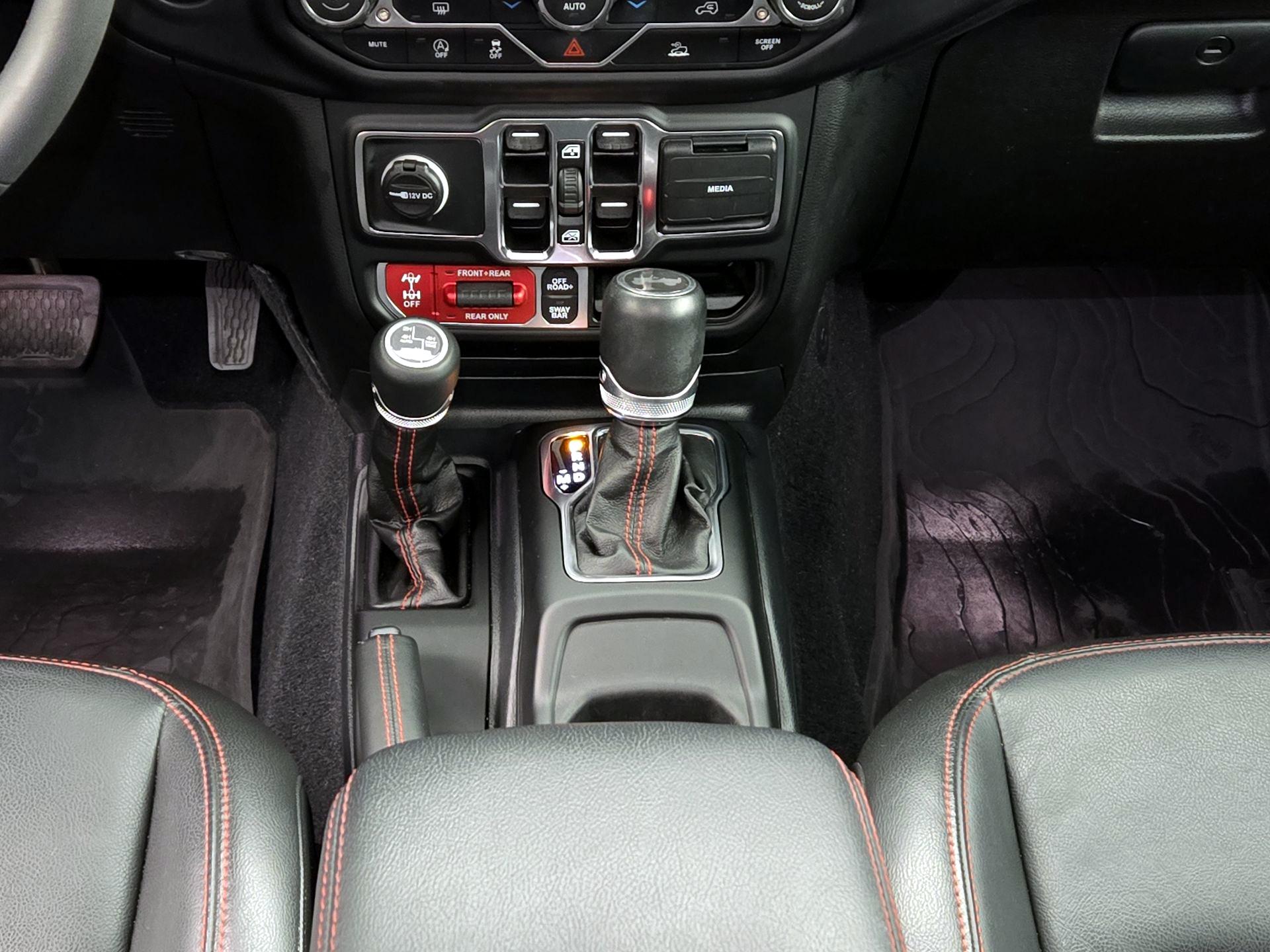 Thumbnail: 2023 Jeep Wrangler - 18