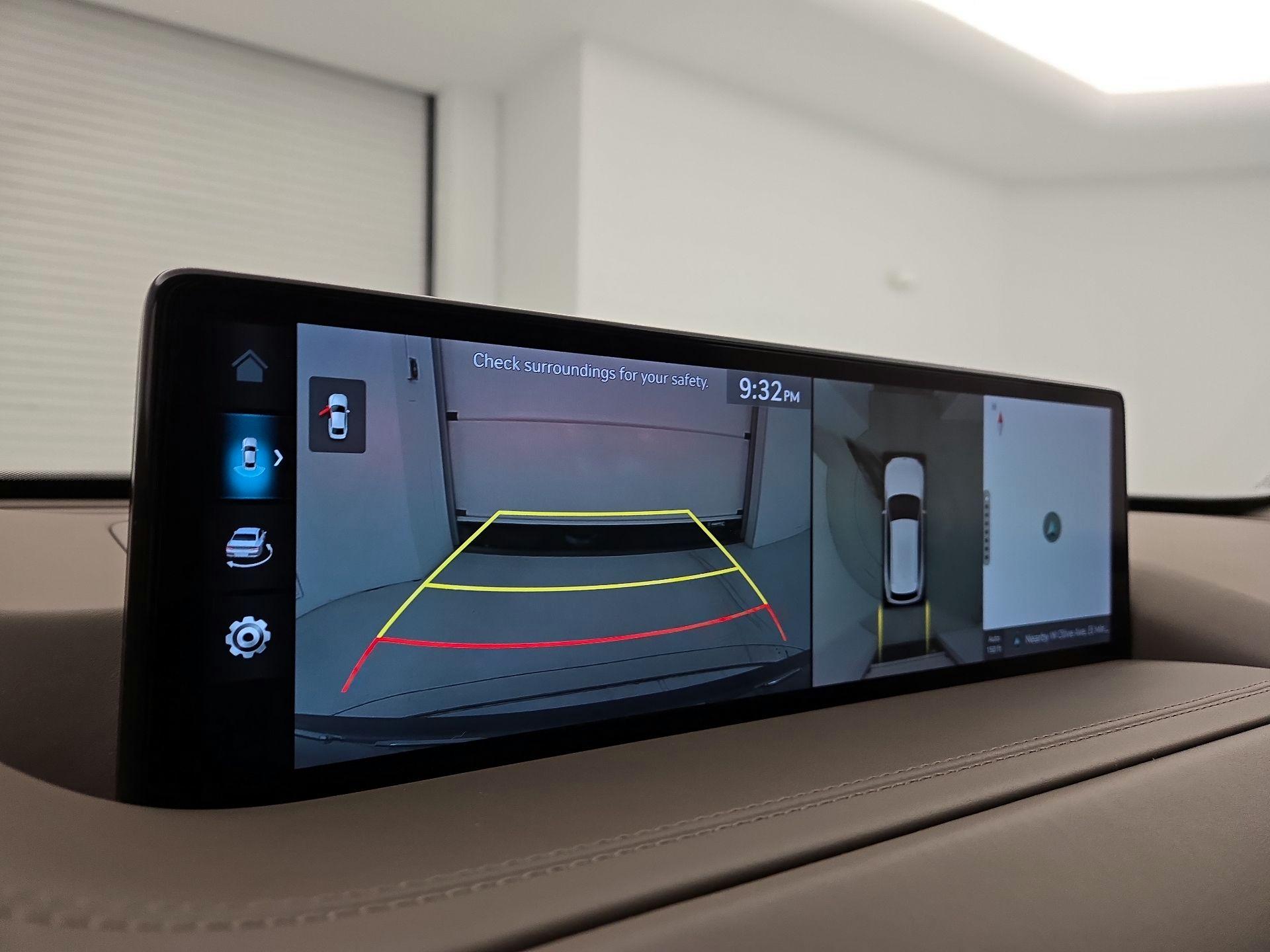 Thumbnail: 2023 Genesis GV80 - 15