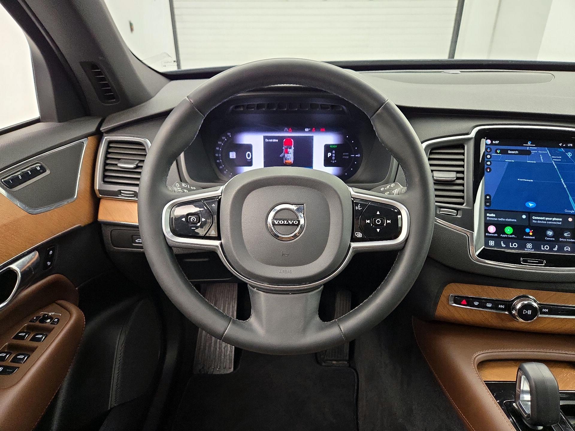 Thumbnail: 2023 Volvo XC90 - 10