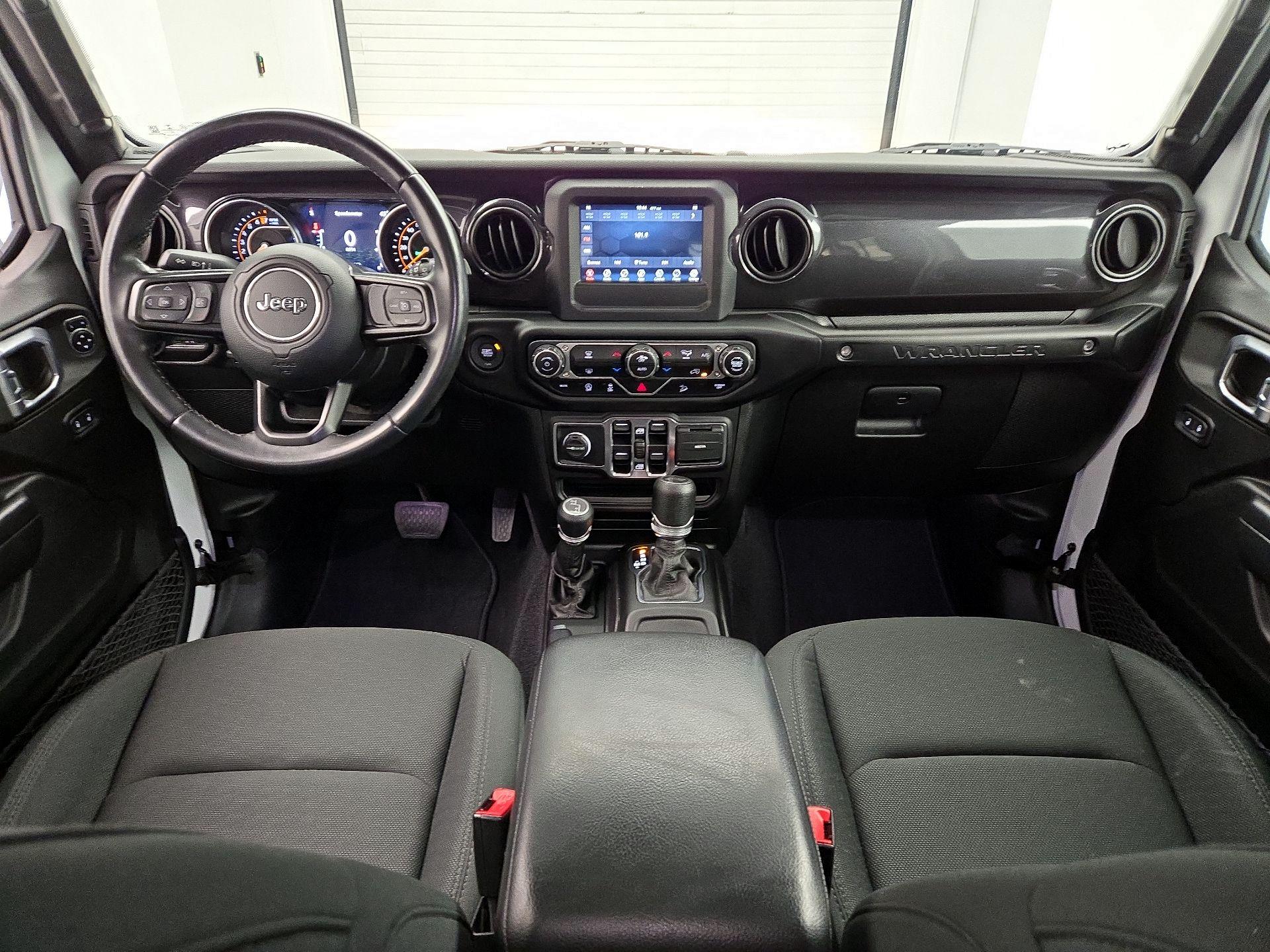 Thumbnail: 2021 Jeep Wrangler - 9