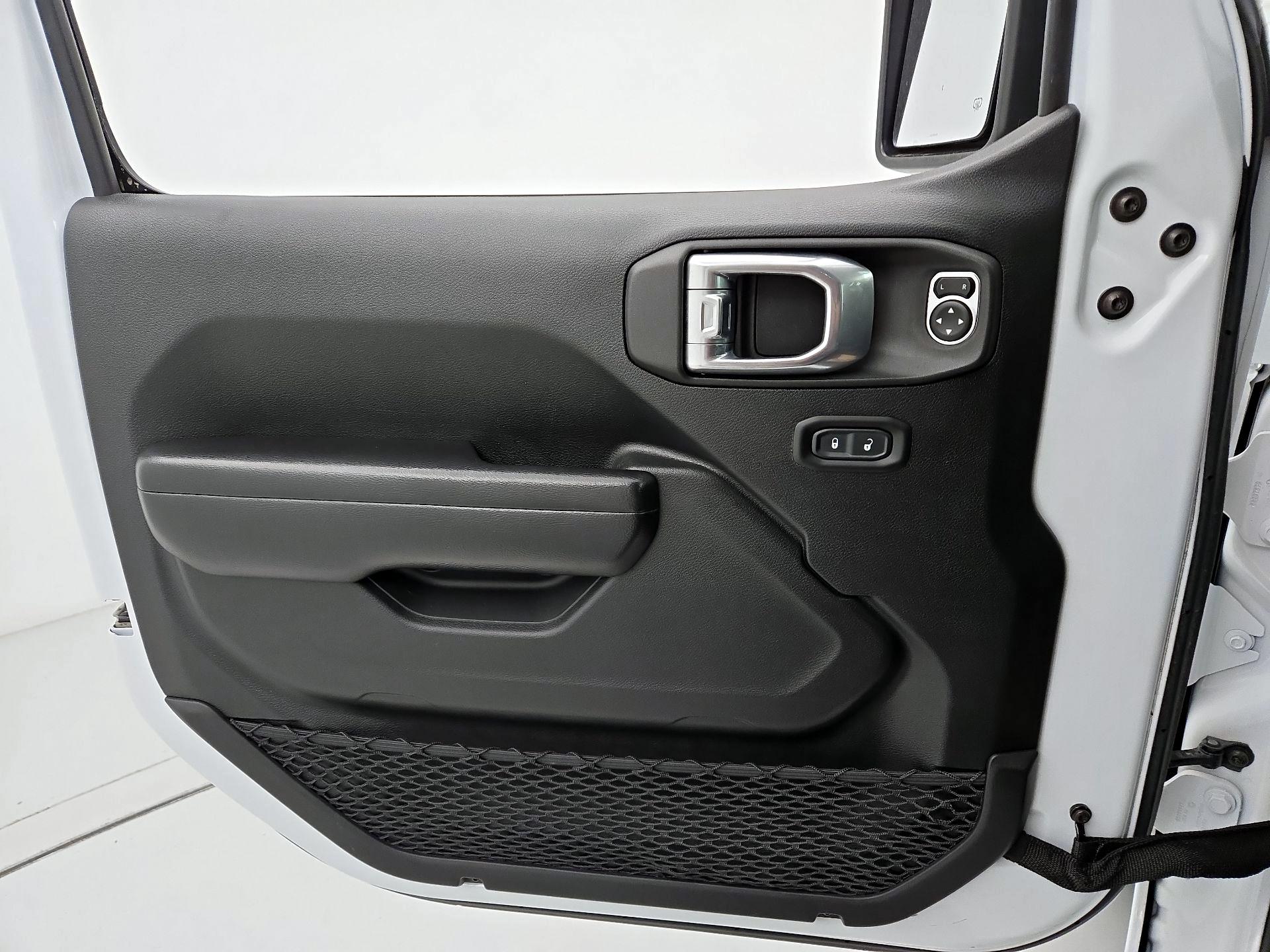 Thumbnail: 2021 Jeep Wrangler - 12