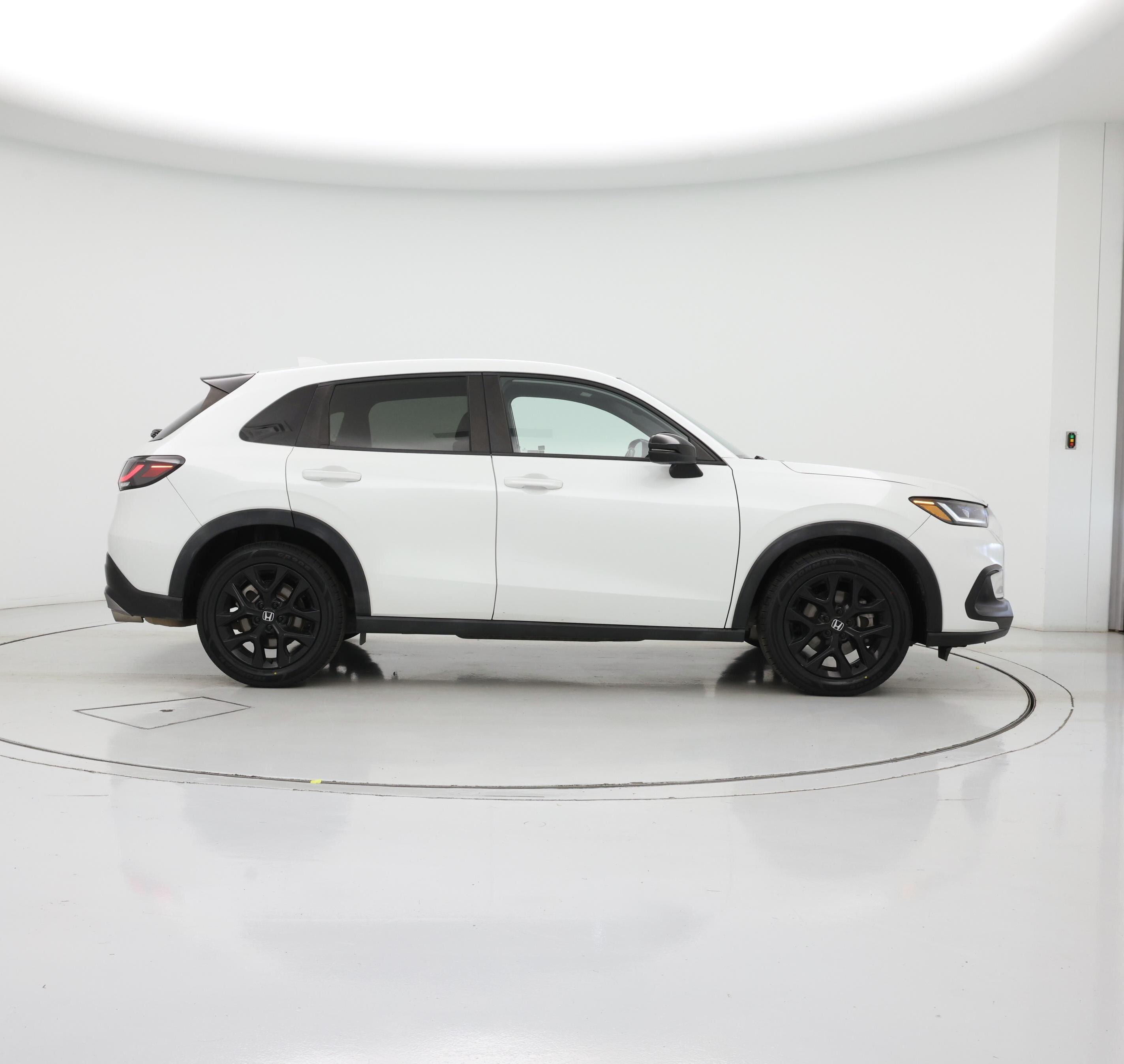 Thumbnail: 2023 Honda HR-V - 7