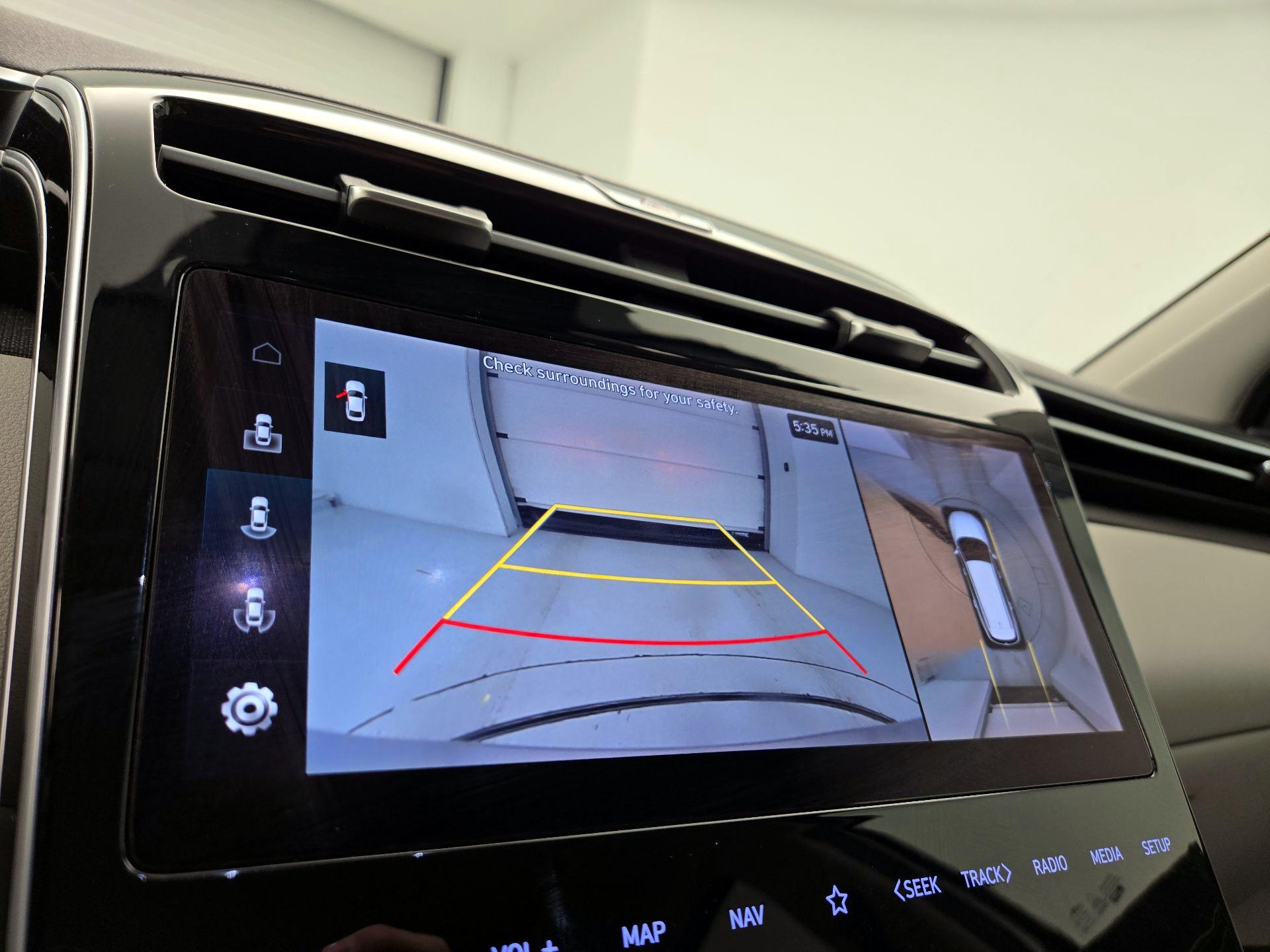 Thumbnail: 2022 Hyundai Tucson - 15