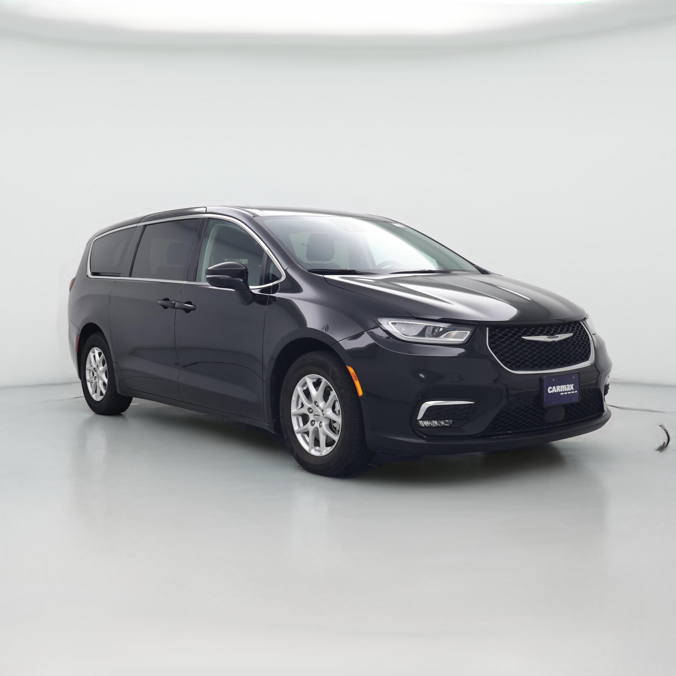 Thumbnail: 2024 Chrysler Pacifica - 1