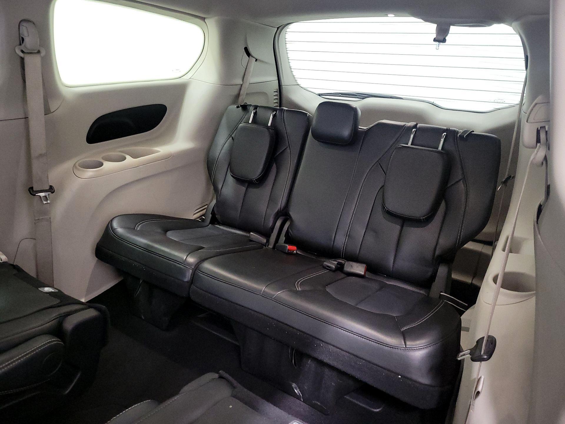 Thumbnail: 2024 Chrysler Pacifica - 20