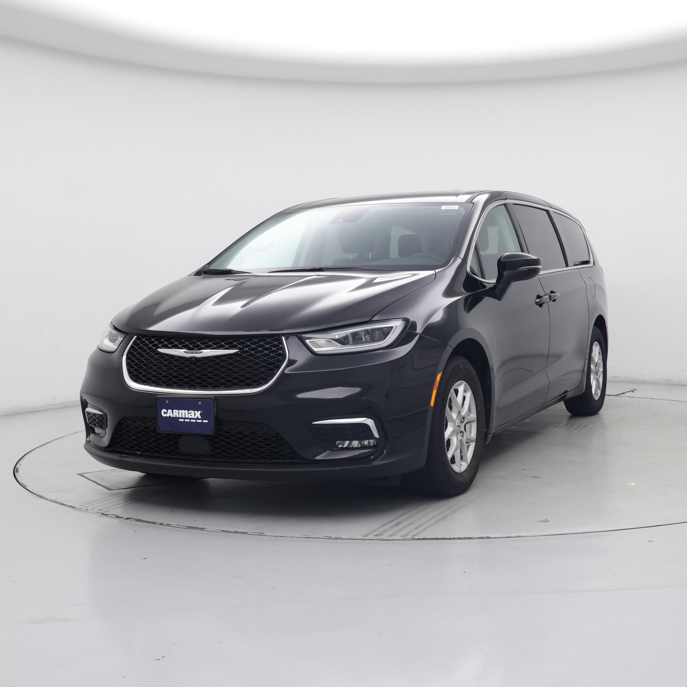 Thumbnail: 2024 Chrysler Pacifica - 4