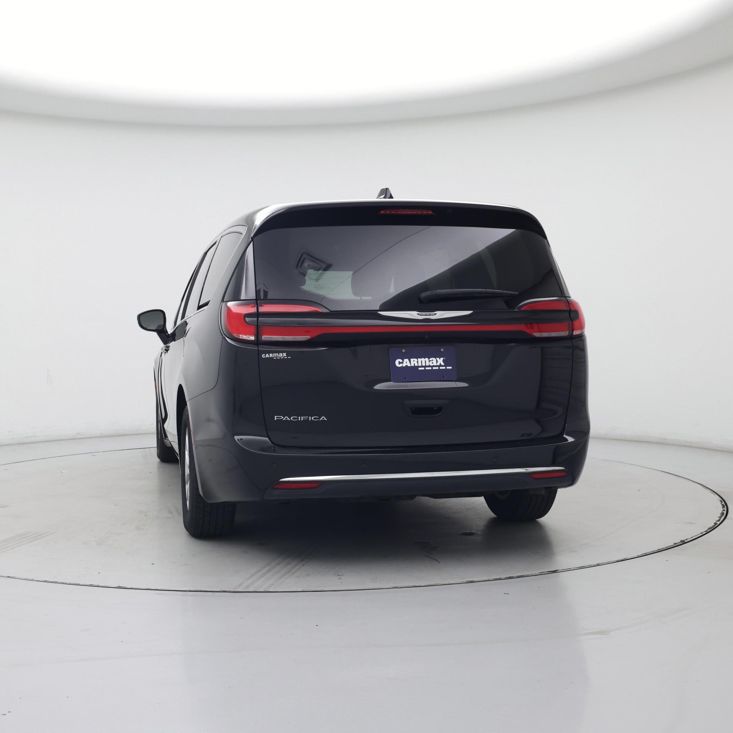 Thumbnail: 2024 Chrysler Pacifica - 6