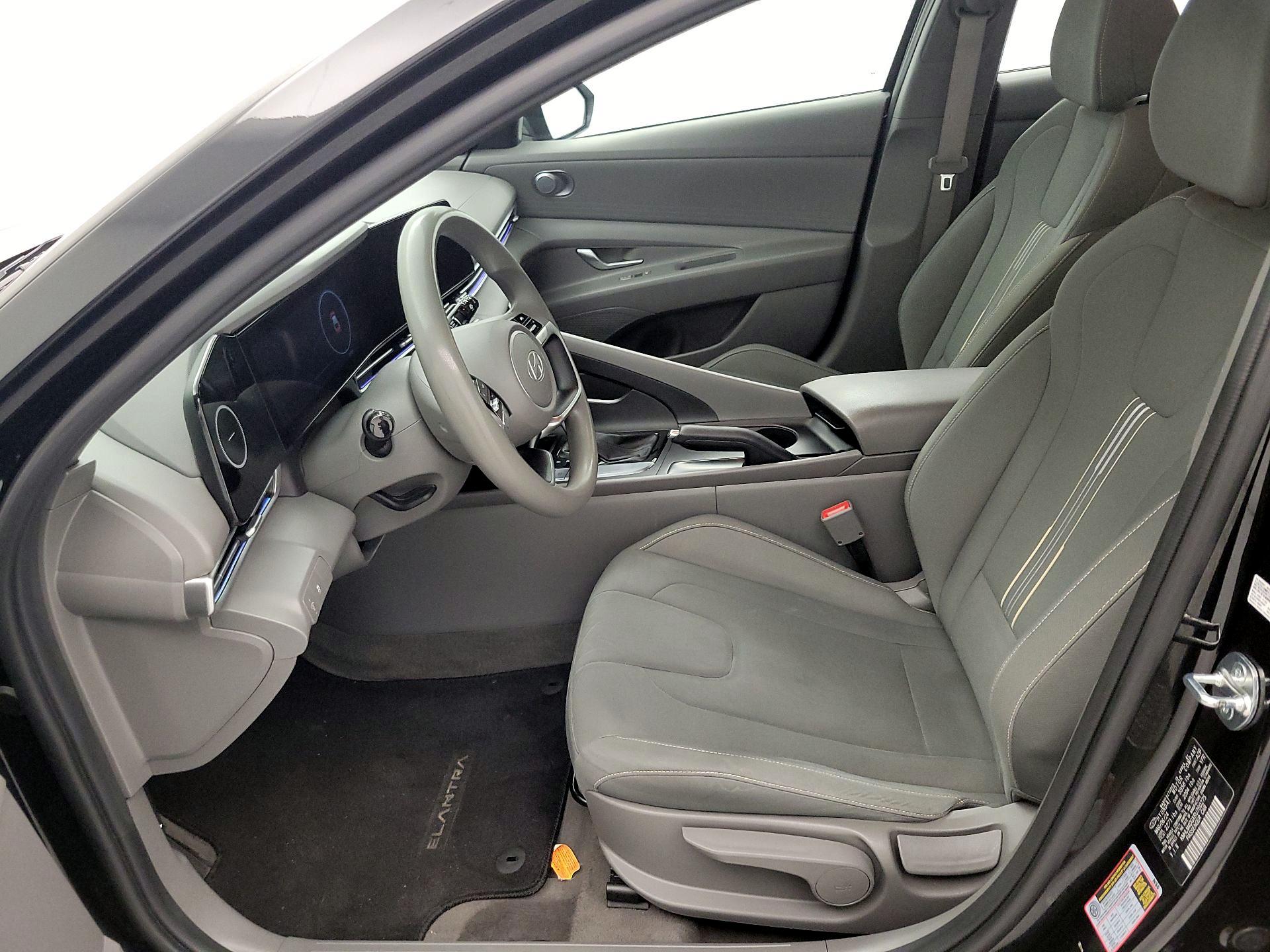 Thumbnail: 2024 Hyundai Elantra - 11