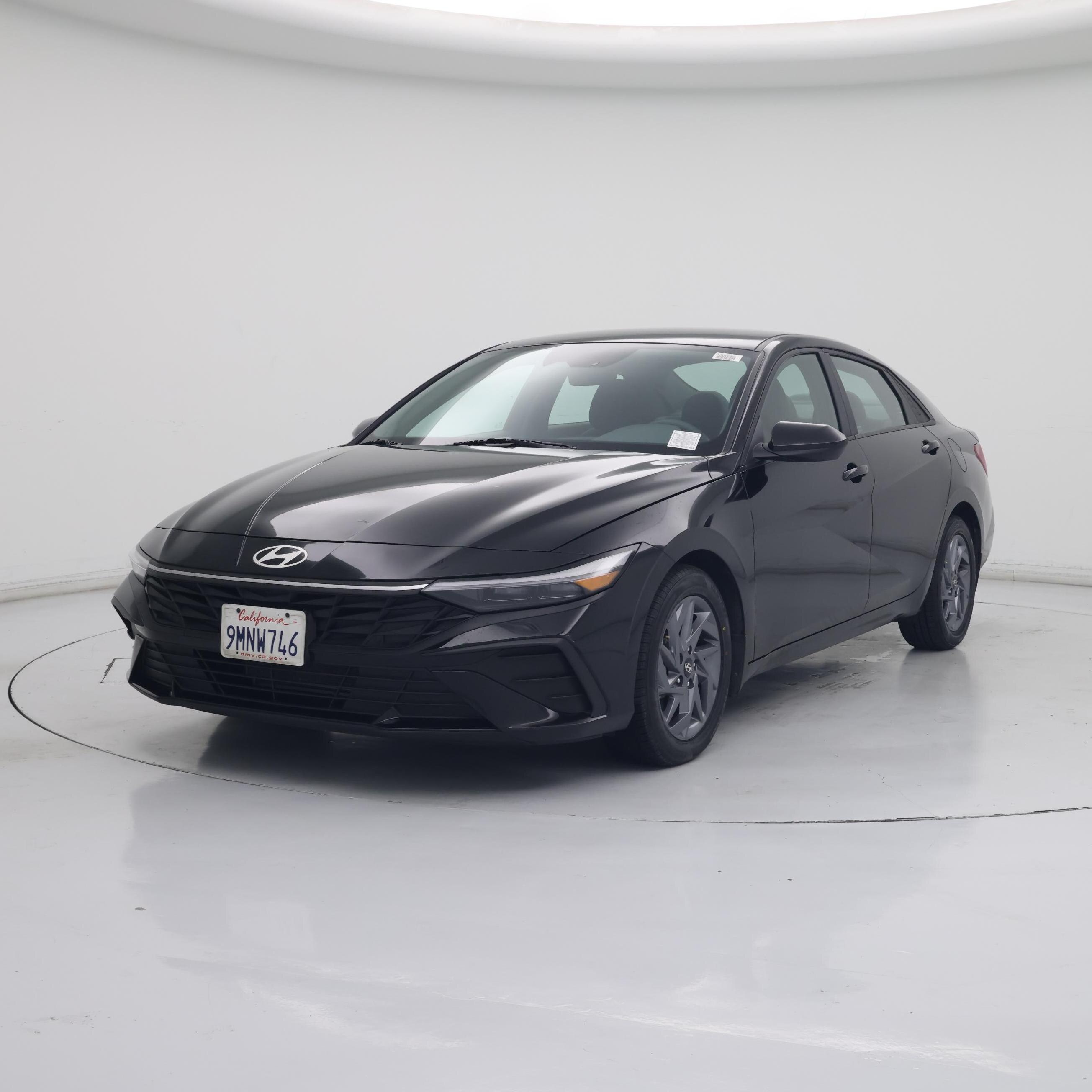 Thumbnail: 2024 Hyundai Elantra - 4