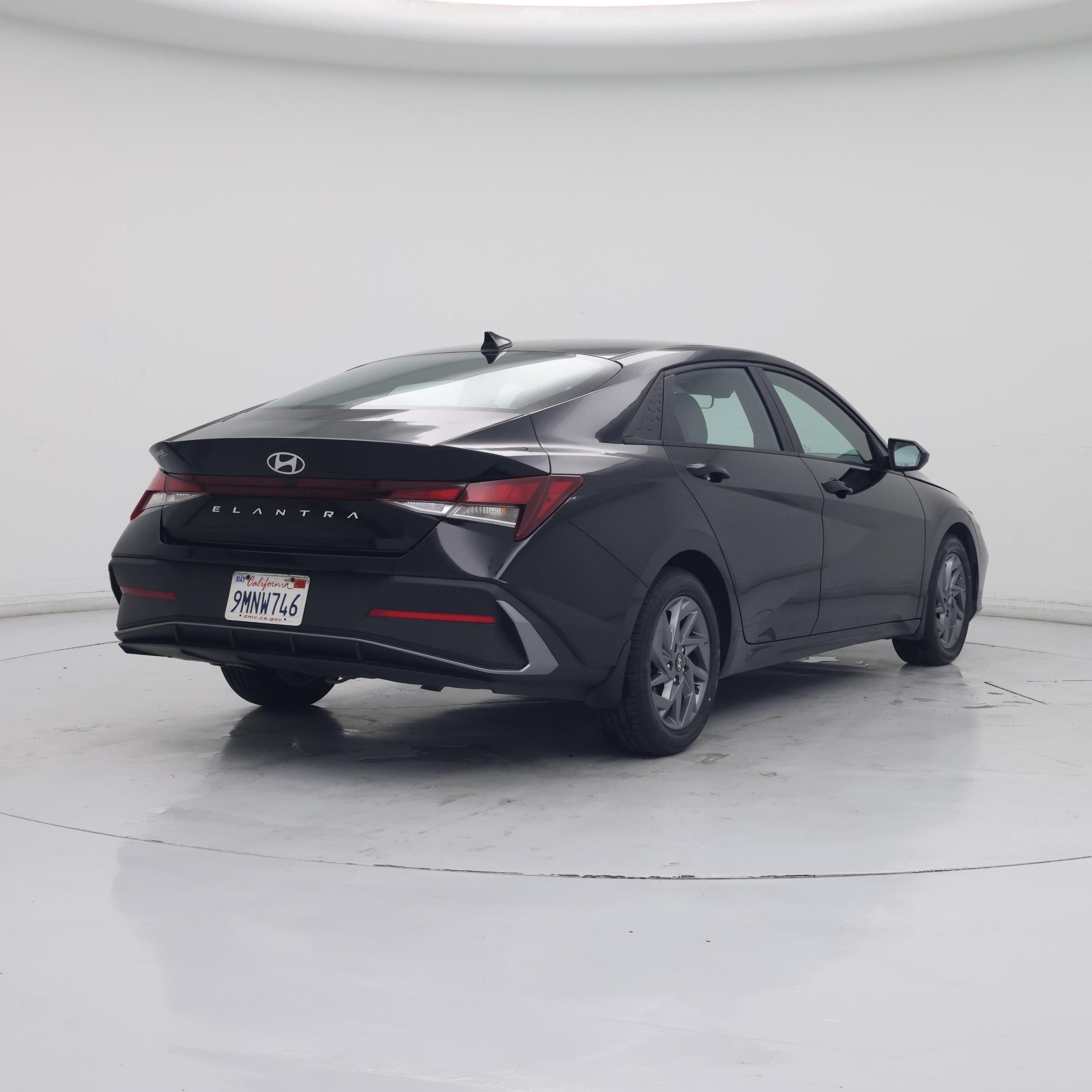 Thumbnail: 2024 Hyundai Elantra - 8