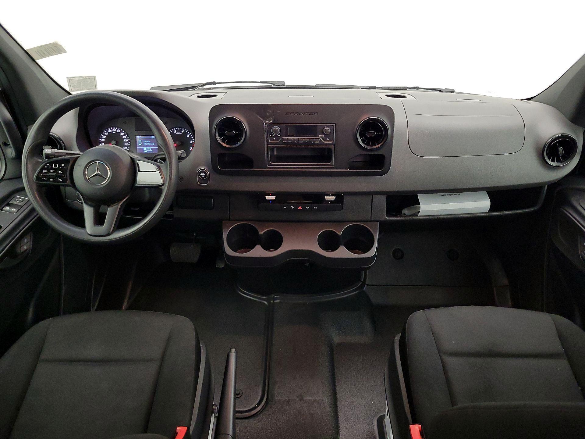 Thumbnail: 2022 Mercedes-Benz Sprinter - 9