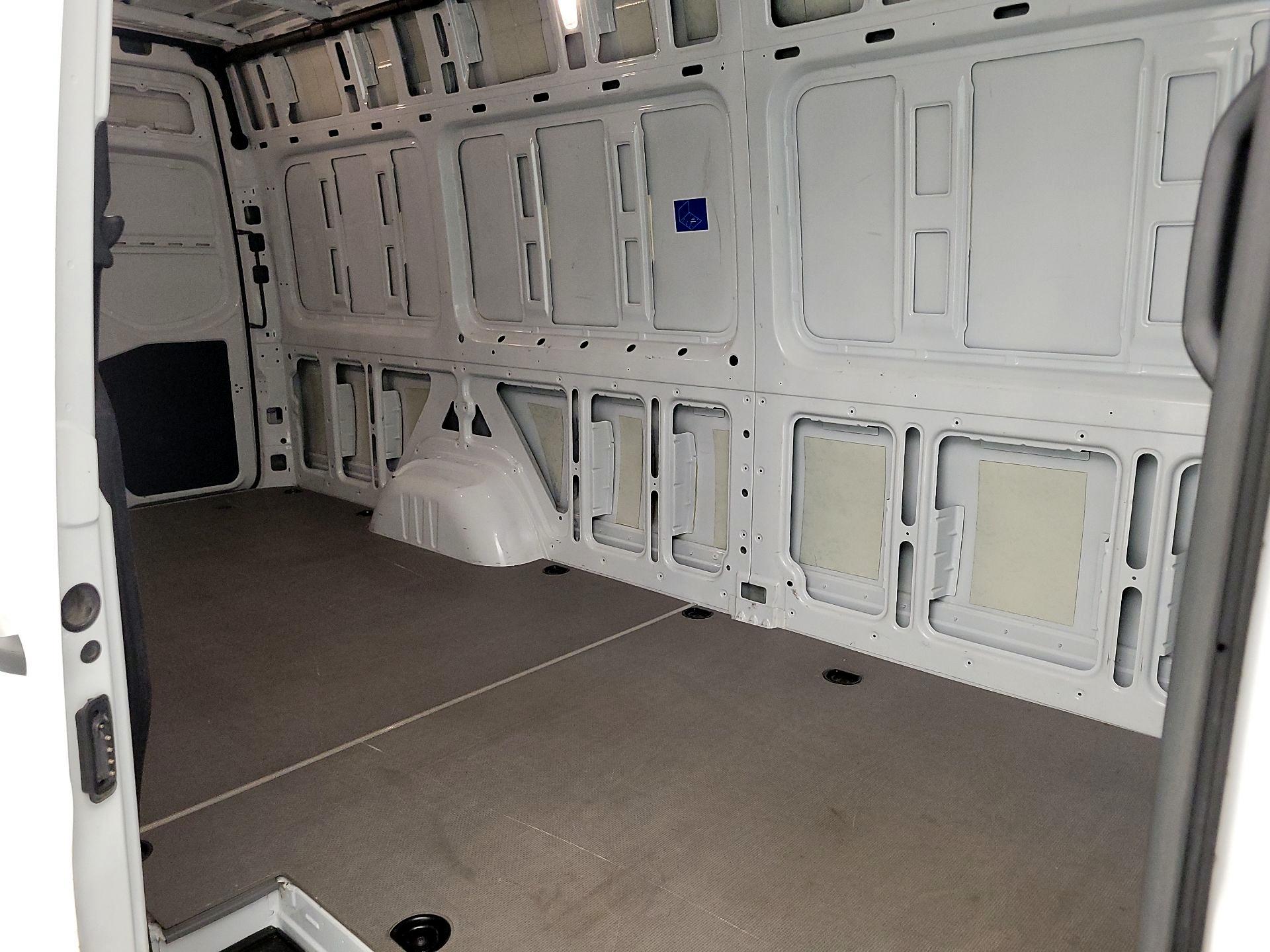 Thumbnail: 2022 Mercedes-Benz Sprinter - 18