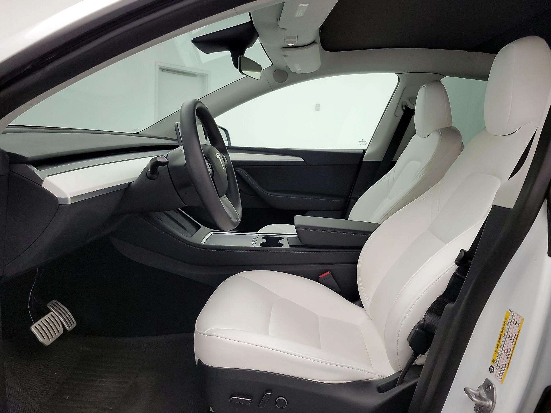 Thumbnail: 2023 Tesla Model Y - 11