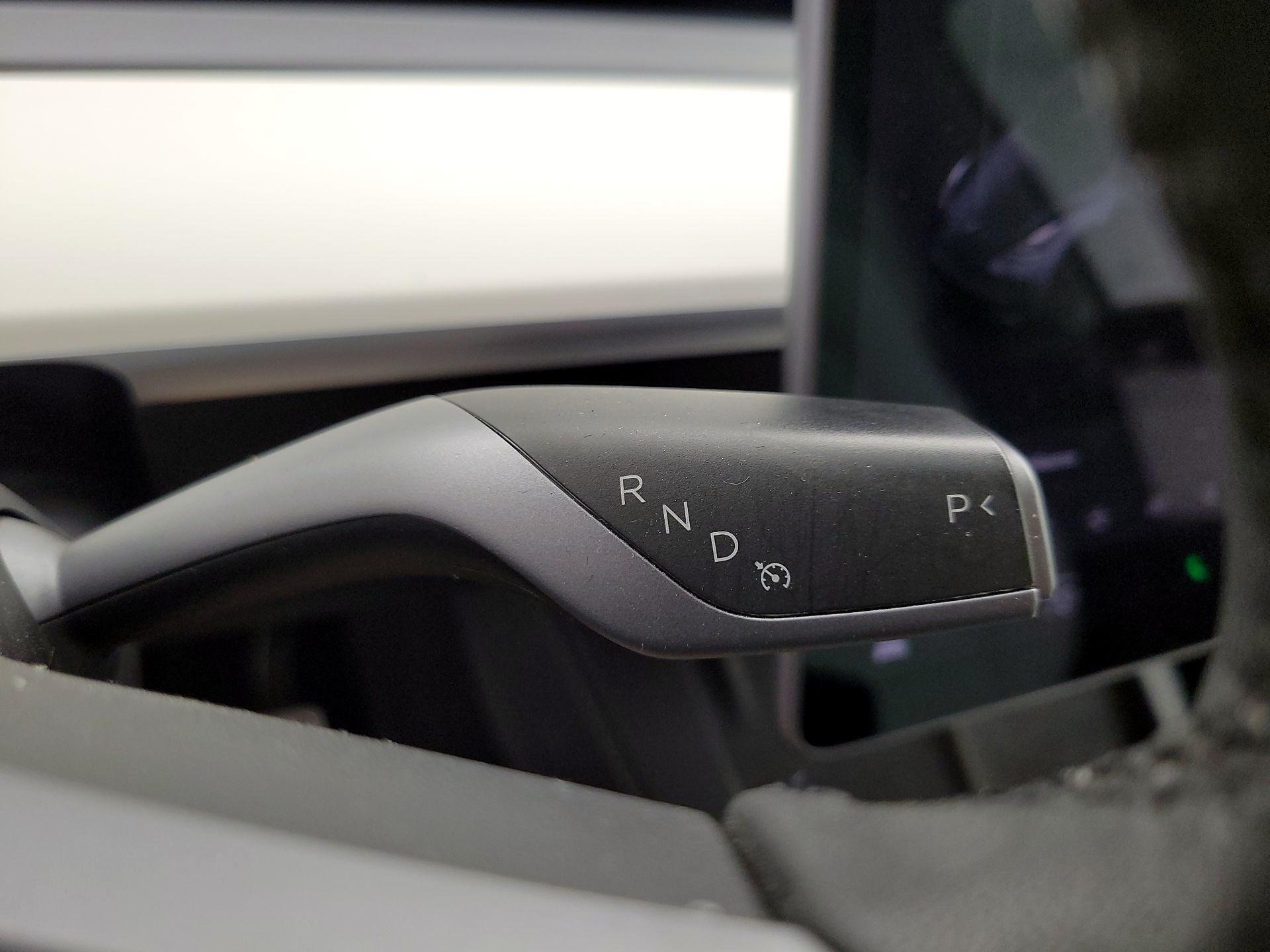 Thumbnail: 2022 Tesla Model Y - 17