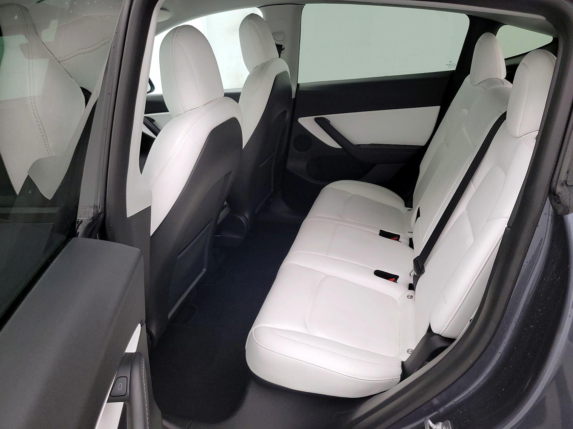 Thumbnail: 2022 Tesla Model Y - 19