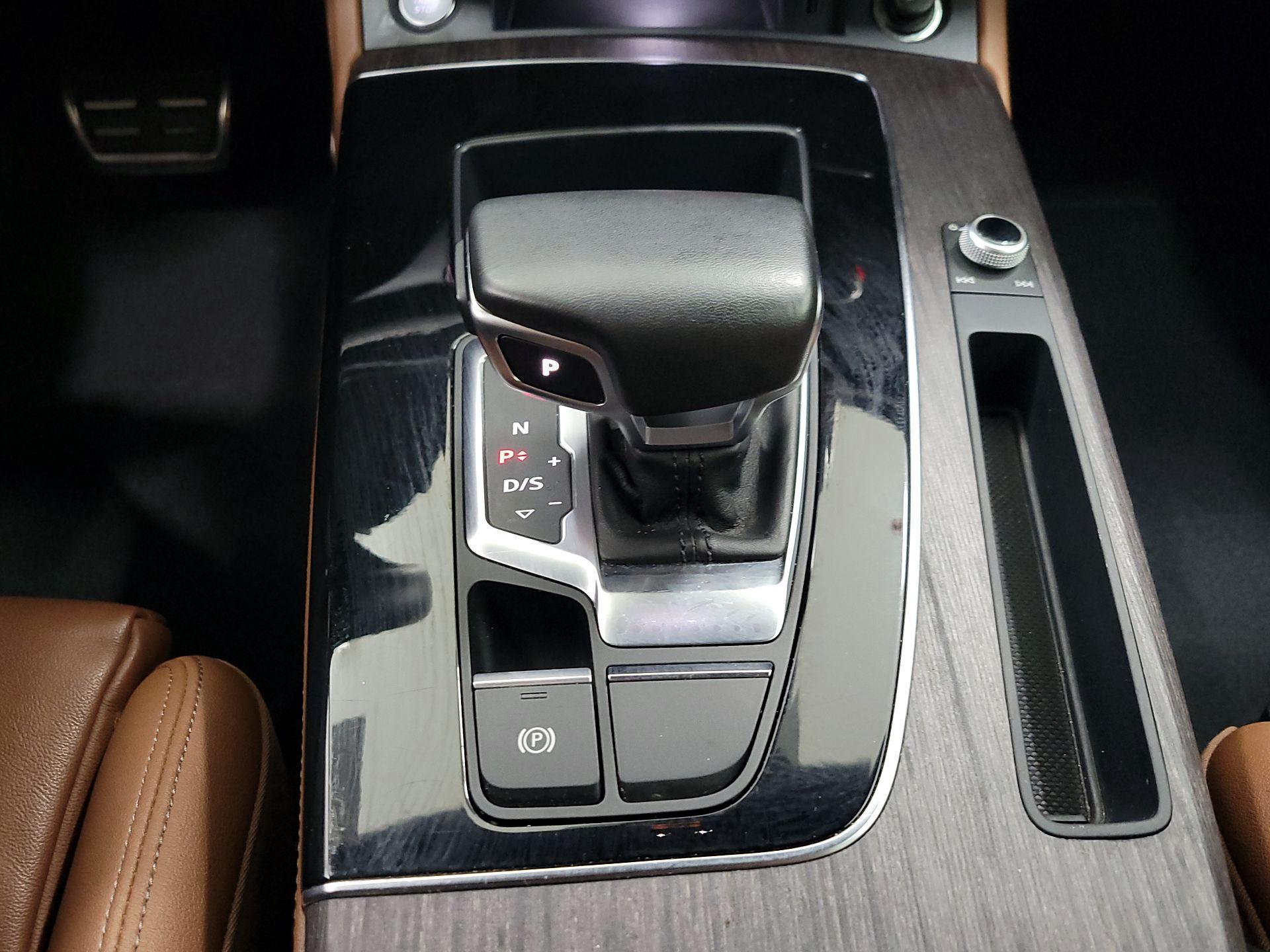 Thumbnail: 2024 Audi Q5 - 17