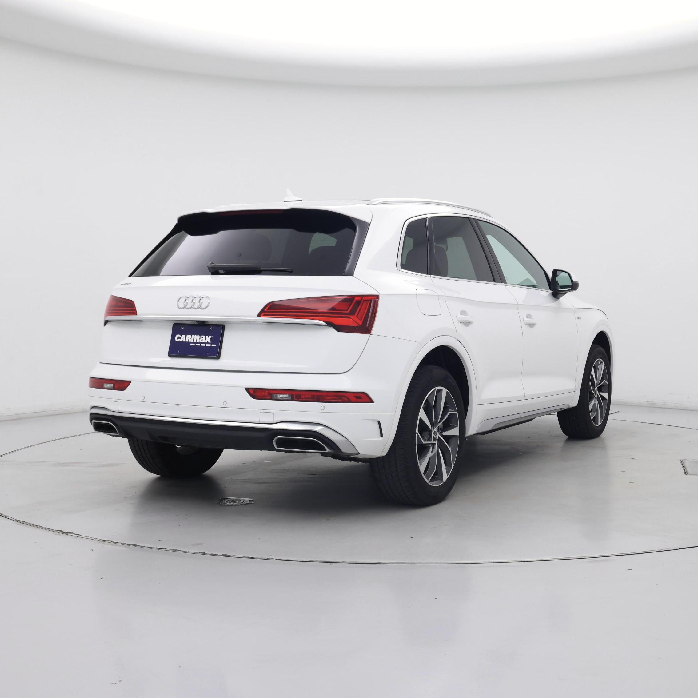 Thumbnail: 2024 Audi Q5 - 8